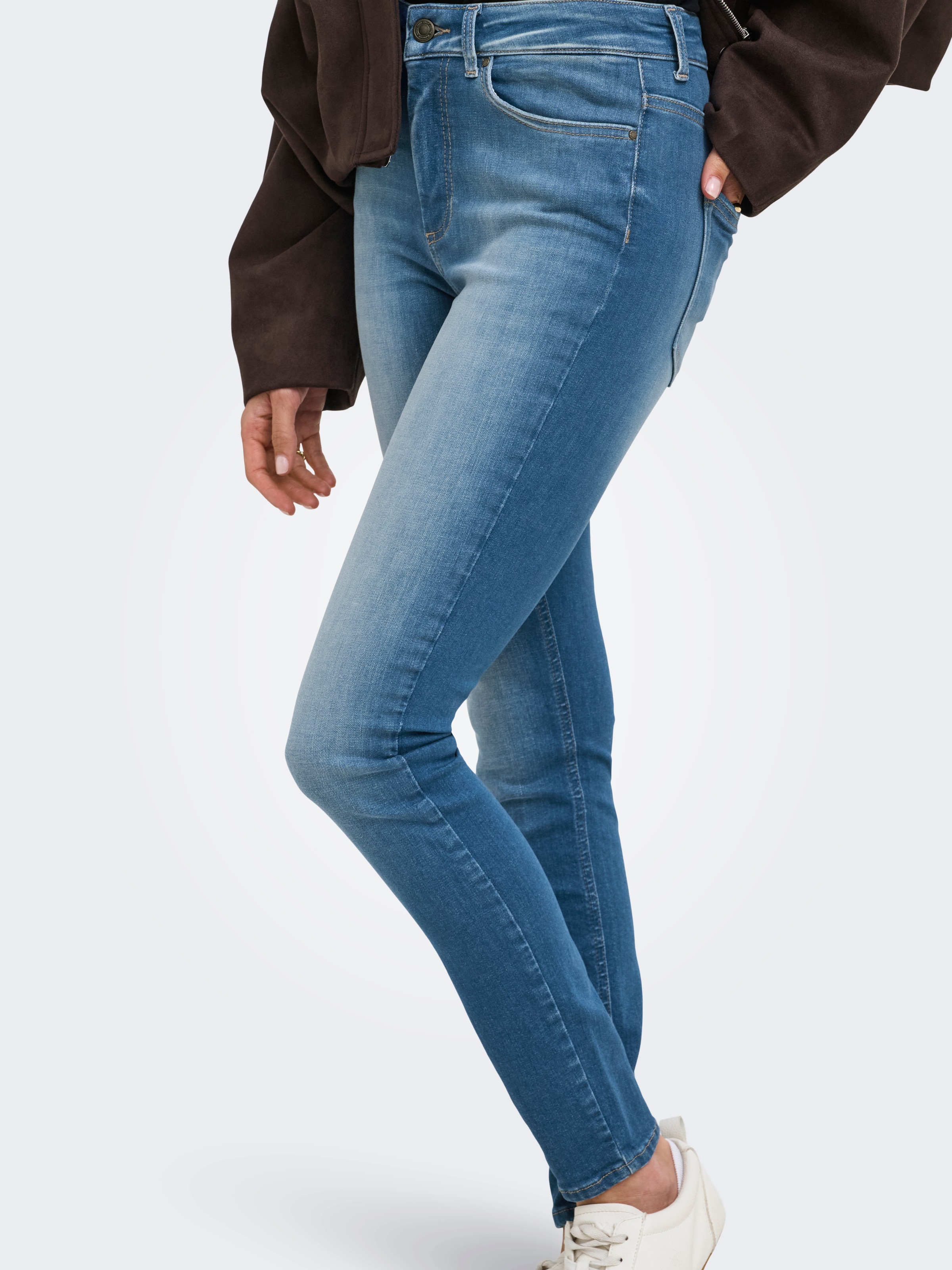 ONLY Jeans skinny »ONLBLUSH HW SKINNY ANK DNM« mélange de coton, coupe skinny