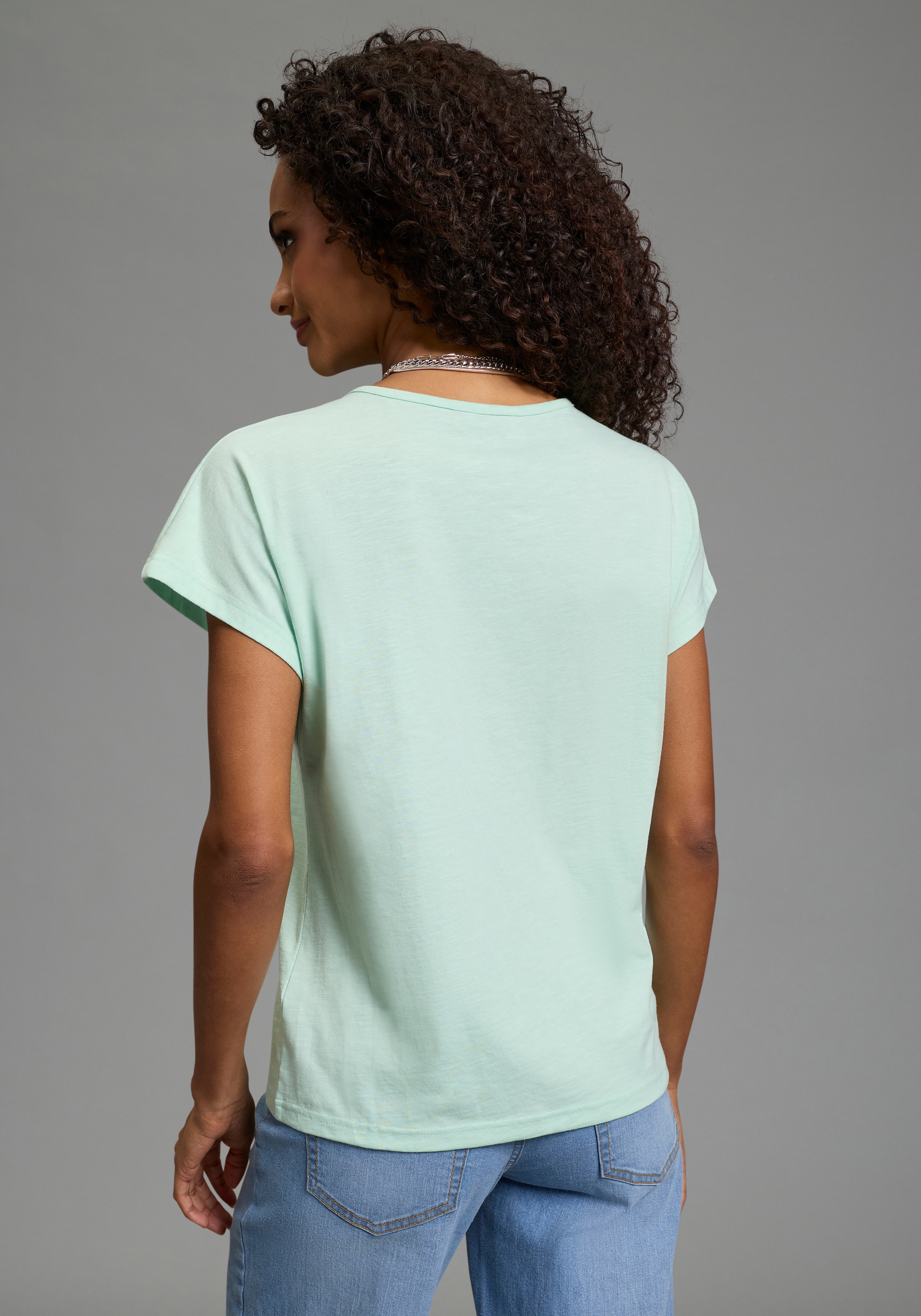 Flashlights T-shirt en V V-Ausschnitt, mit Knopfleiste, figurumspielende Passform