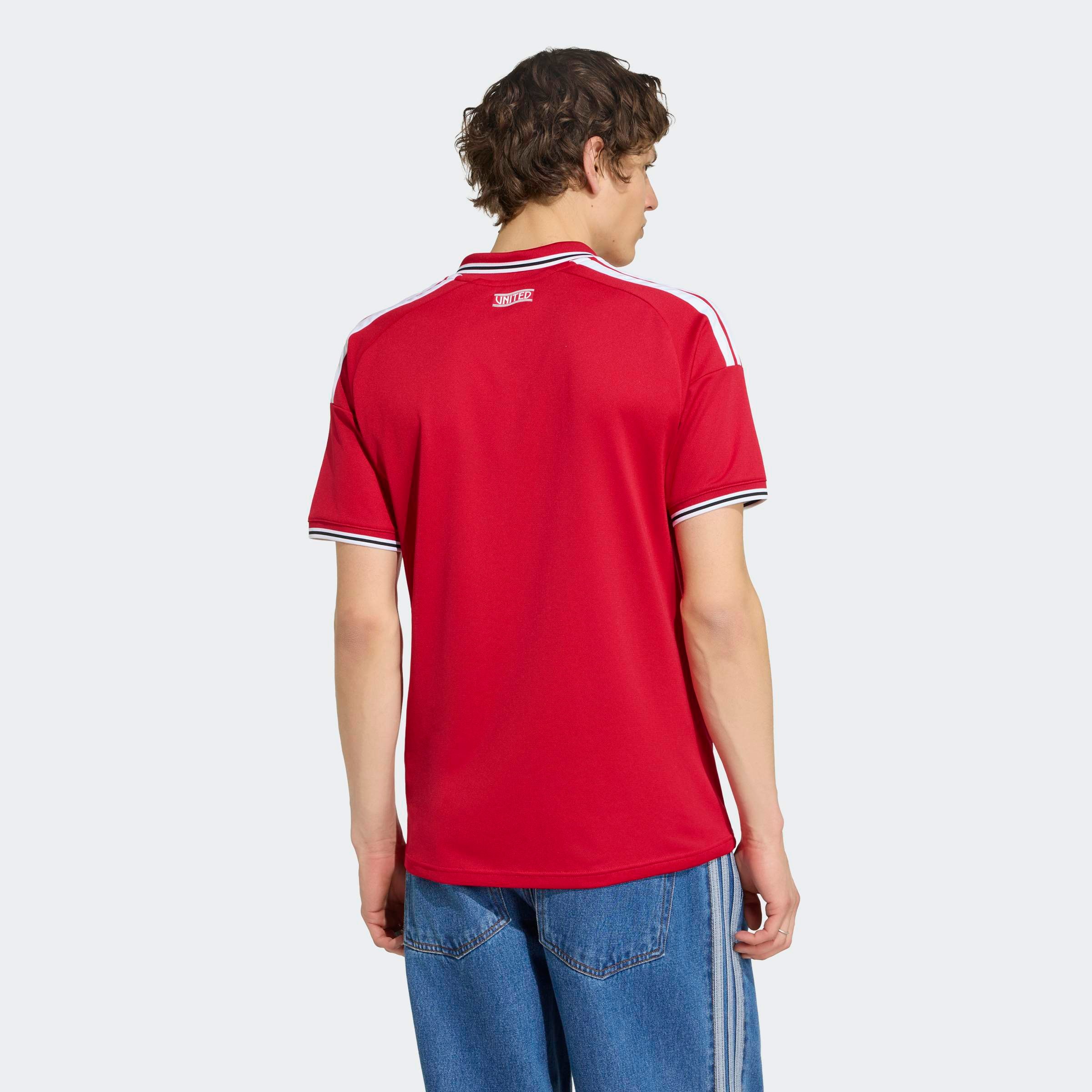 adidas Performance Maillot de foot »MUFC H JSY« mit schmaler Passform, mit gestreiftem Kragen und Bündchen