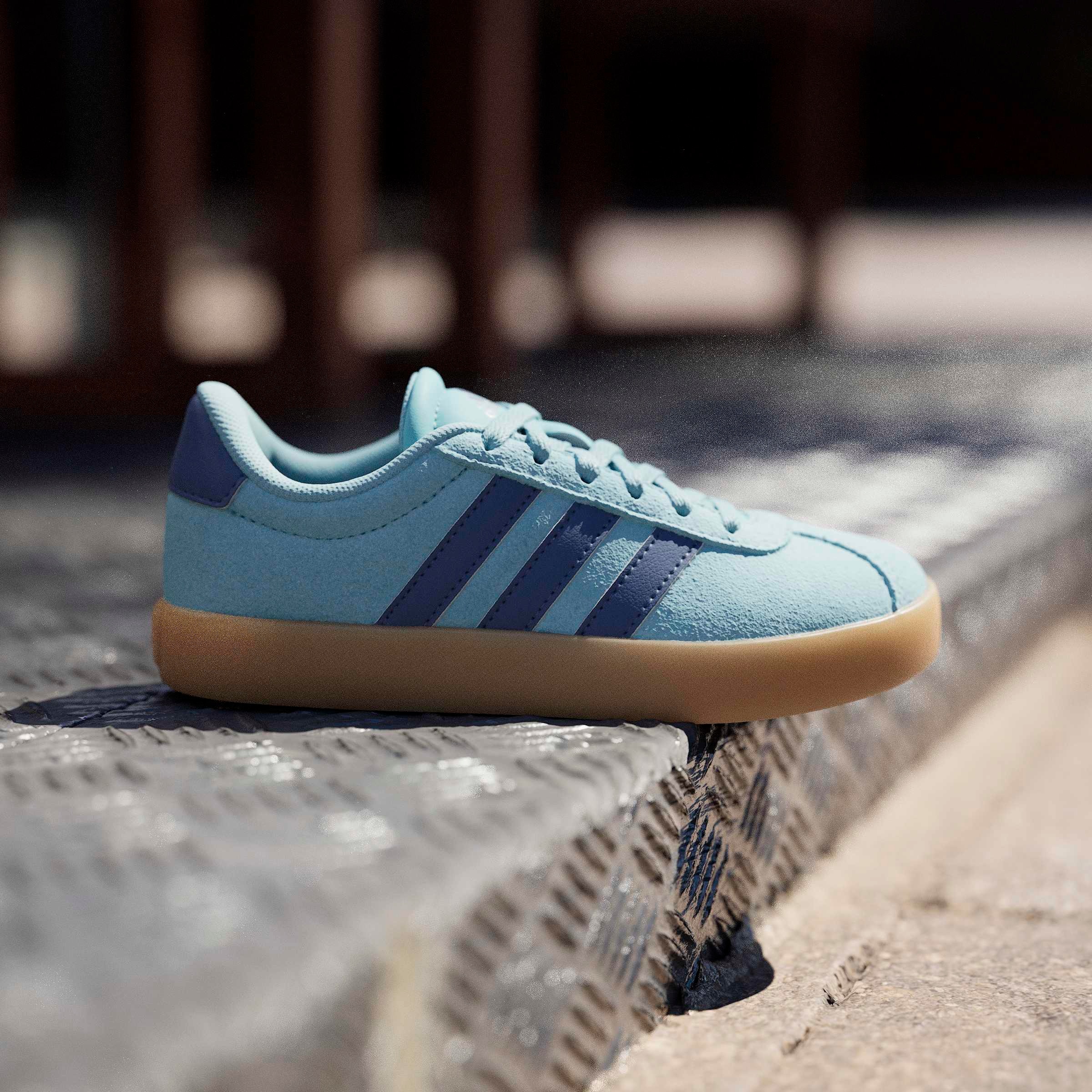adidas Sportswear Sneakers »VL COURT 3.0«  inspiriert vom Design des adidas samba, für Kinder & Jugendliche