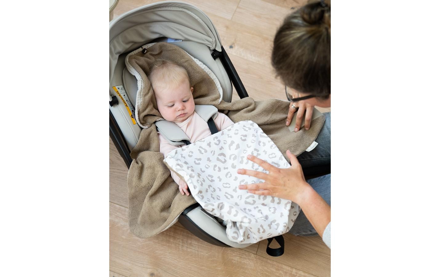 ULLENBOOM ® Couverture d'enveloppement »Leo 90 x 100 cm«