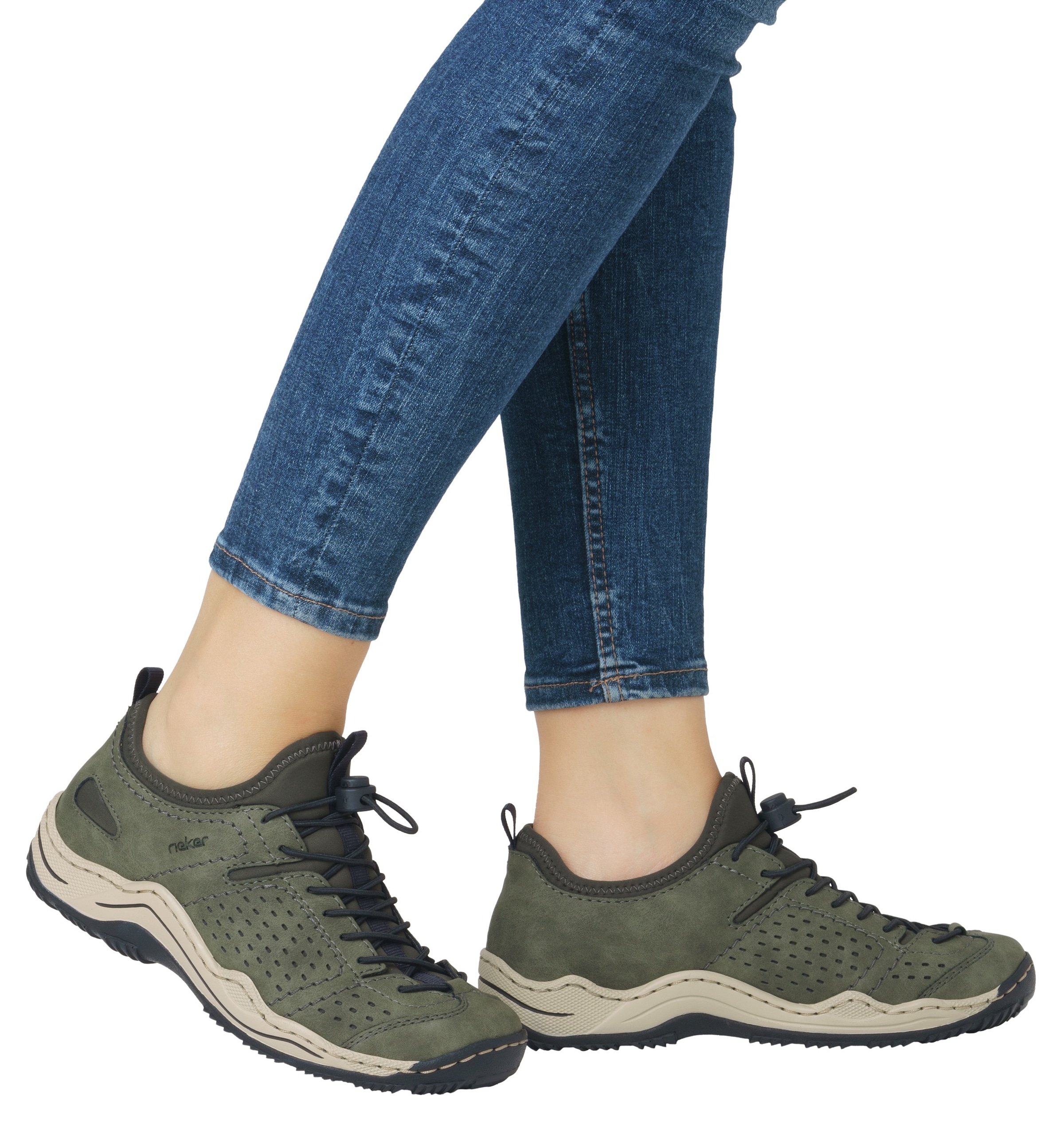 Rieker Slip-On Sneaker  , Schlupfschuh, Freizeitsneaker, Halbschuh mit markanter Laufsohle