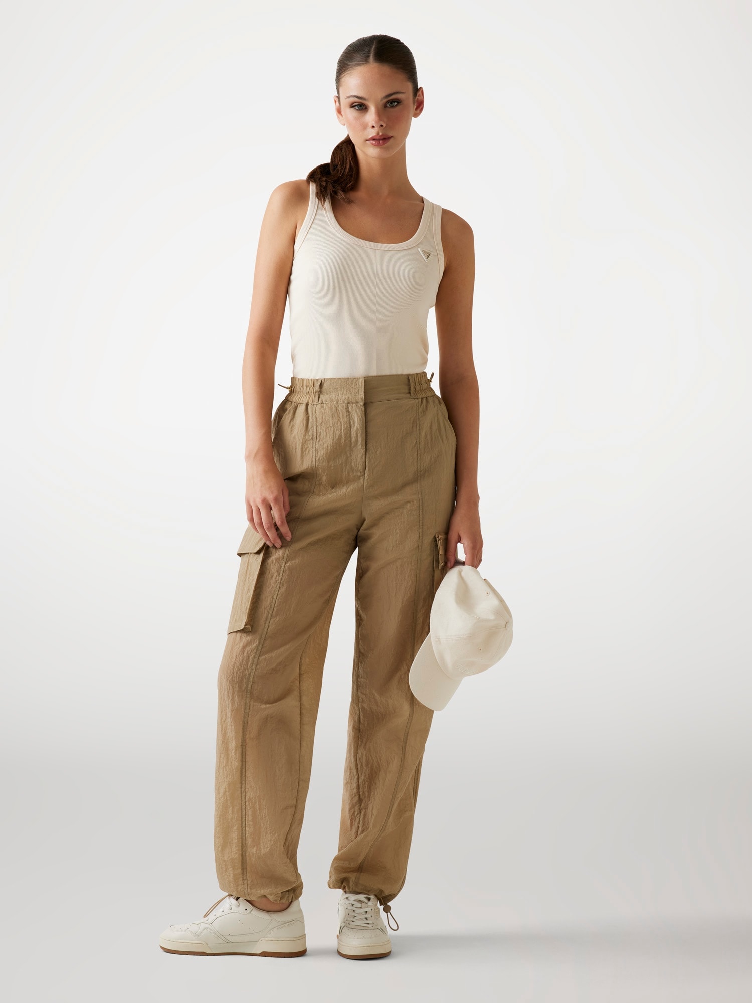 Guess Débardeur »COLETTE RIB TANK« aus Rippstrick, Viskosemix