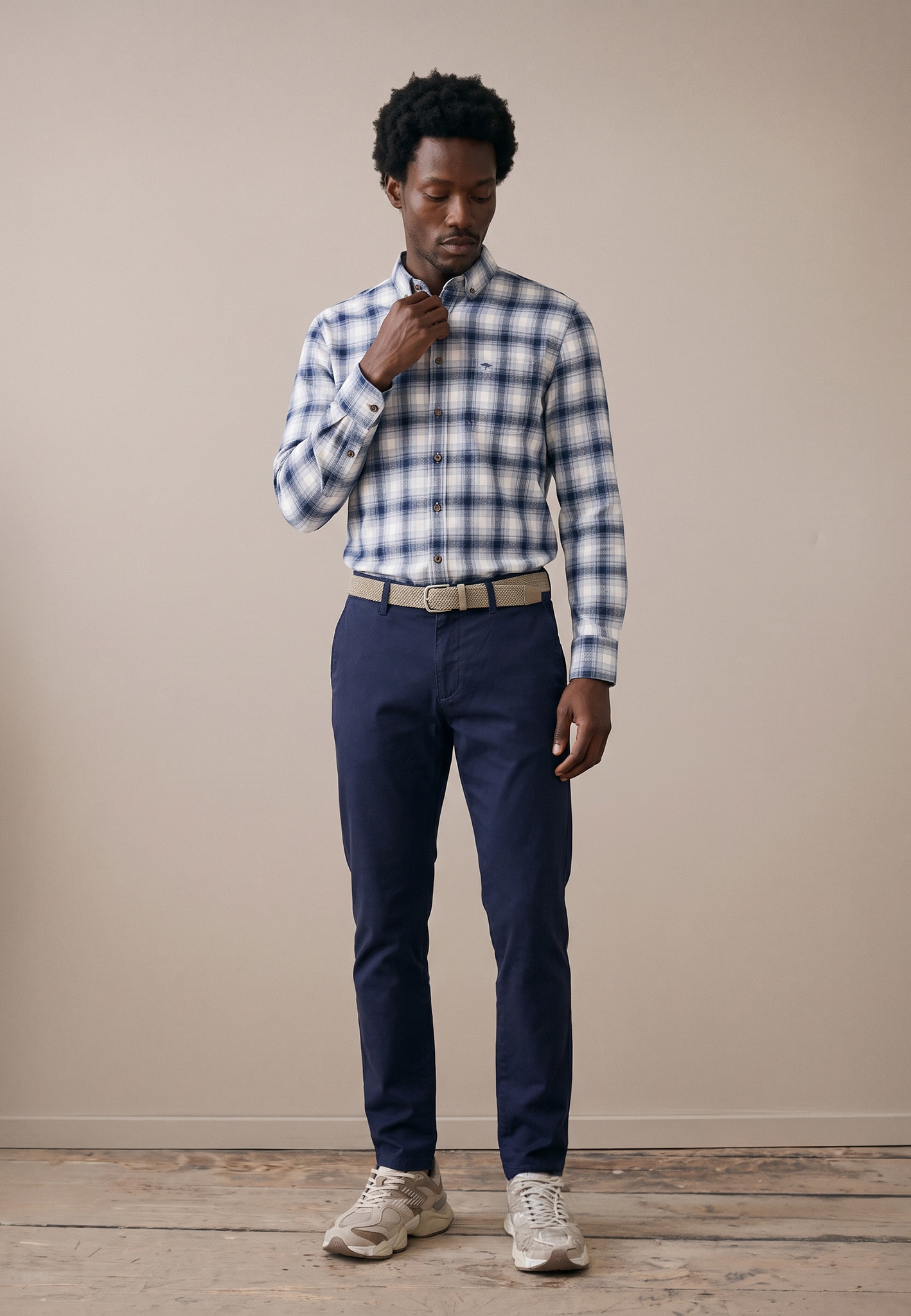 FYNCH-HATTON Chemise à carreaux avec col boutonné