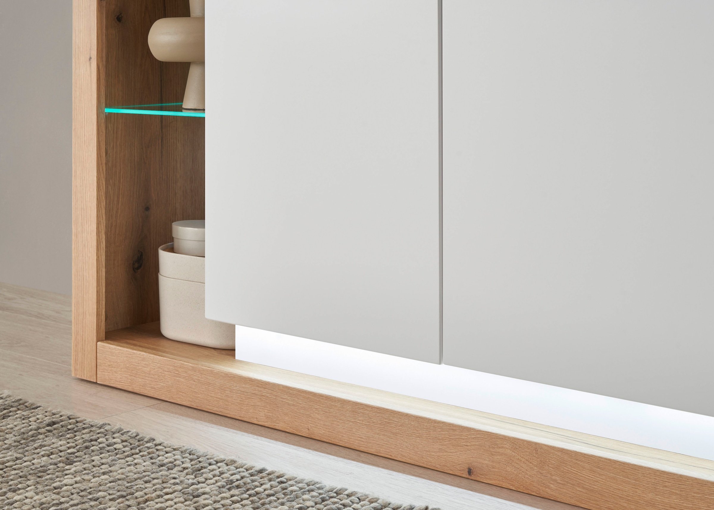 Home affaire Sideboard »Brixen, moderne Kommode, Stauraumelement in Eiche Evoke Dekor« Metallgriffe, ausreichend Stauraum, vielseitig einsetzbar