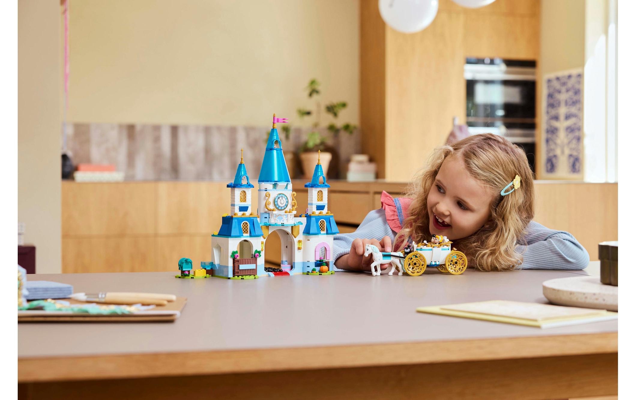 LEGO® Briques de jeu »Disney Princess Cinderellas Schloss und Pferdekutsche 43275«