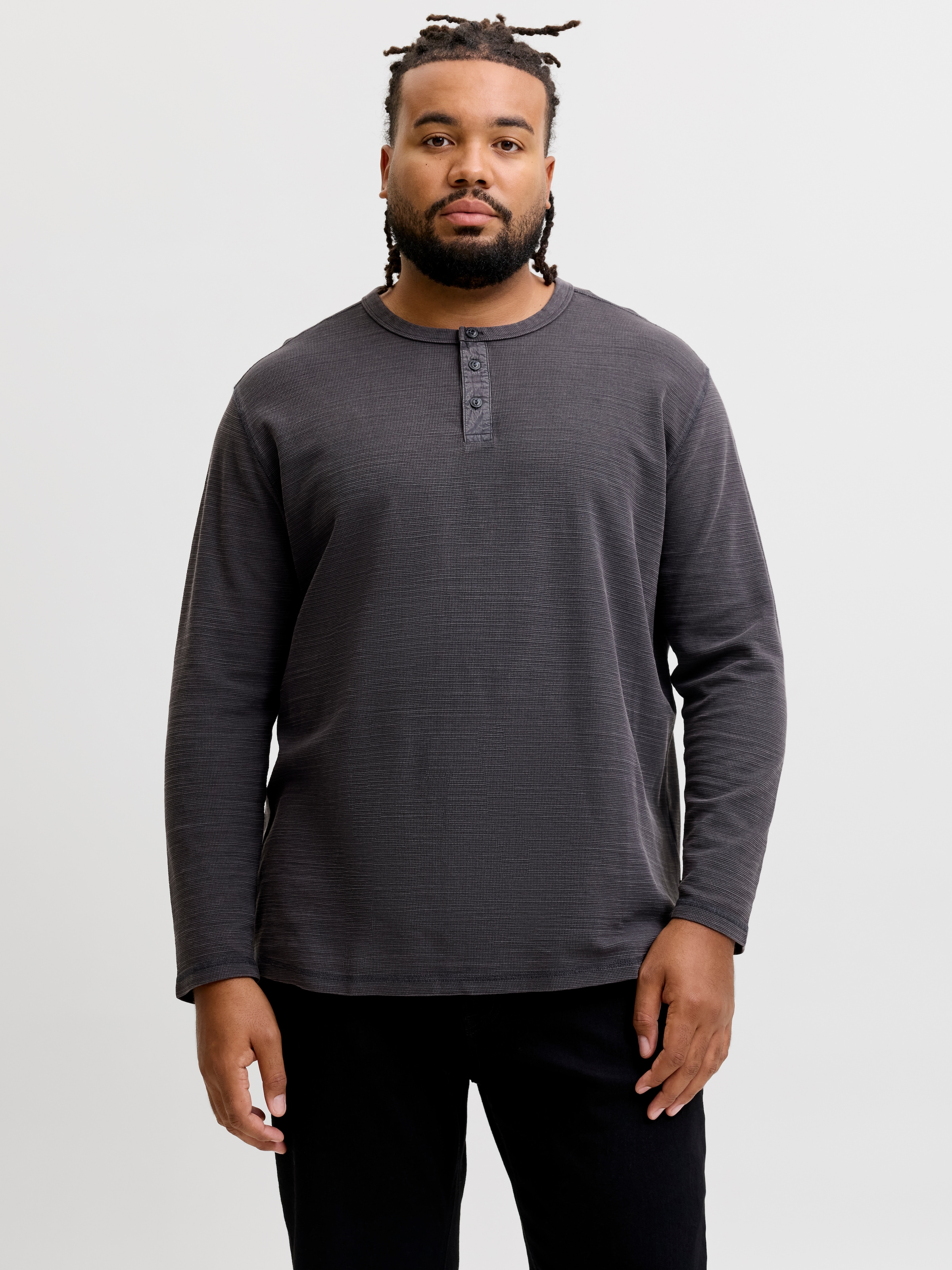 Jack & Jones PlusSize T-shirt à manches longues »JPRBLUAARON LS HENLEY TEE PLS« mélange coton, coupe régulière