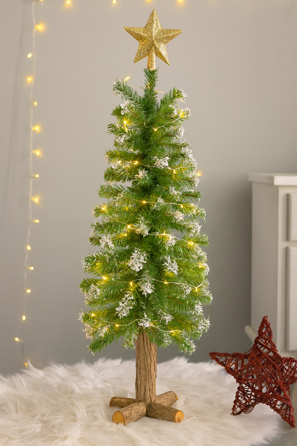 I.GE.A. Künstlicher Weihnachtsbaum »Tannenbaum« Beschneit Mini Christbaum Holzständer Weihnachtsdeko mit Ständer