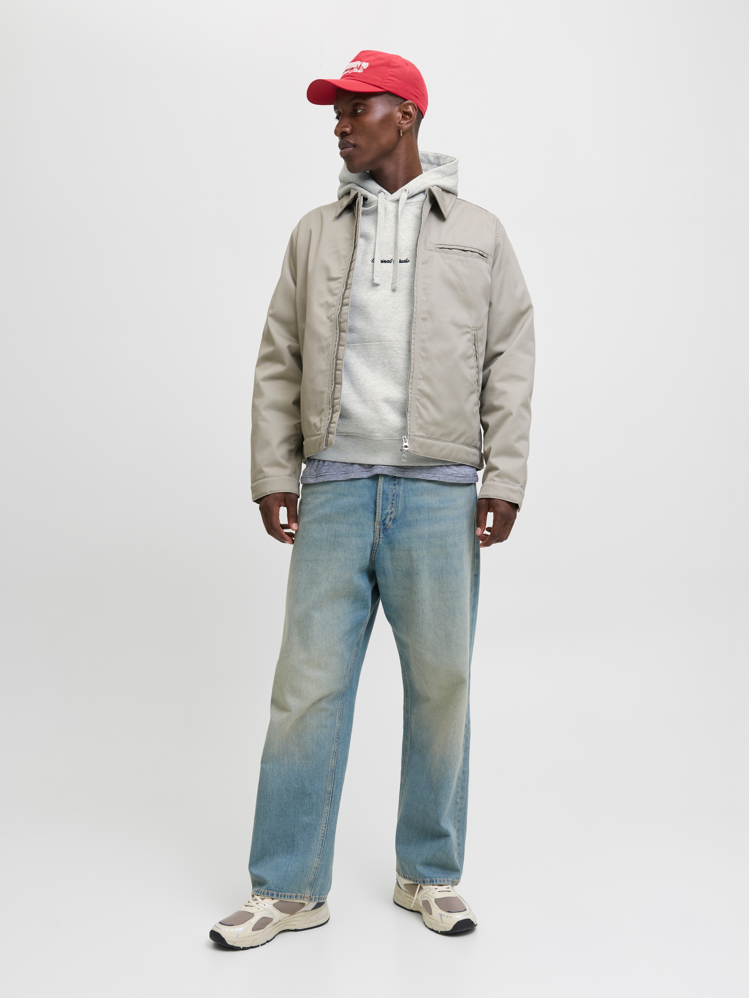 Jack & Jones Kapuzensweatshirt »JORNORREBRO EMB SWEAT HOOD NOOS«, mit Logo Print
