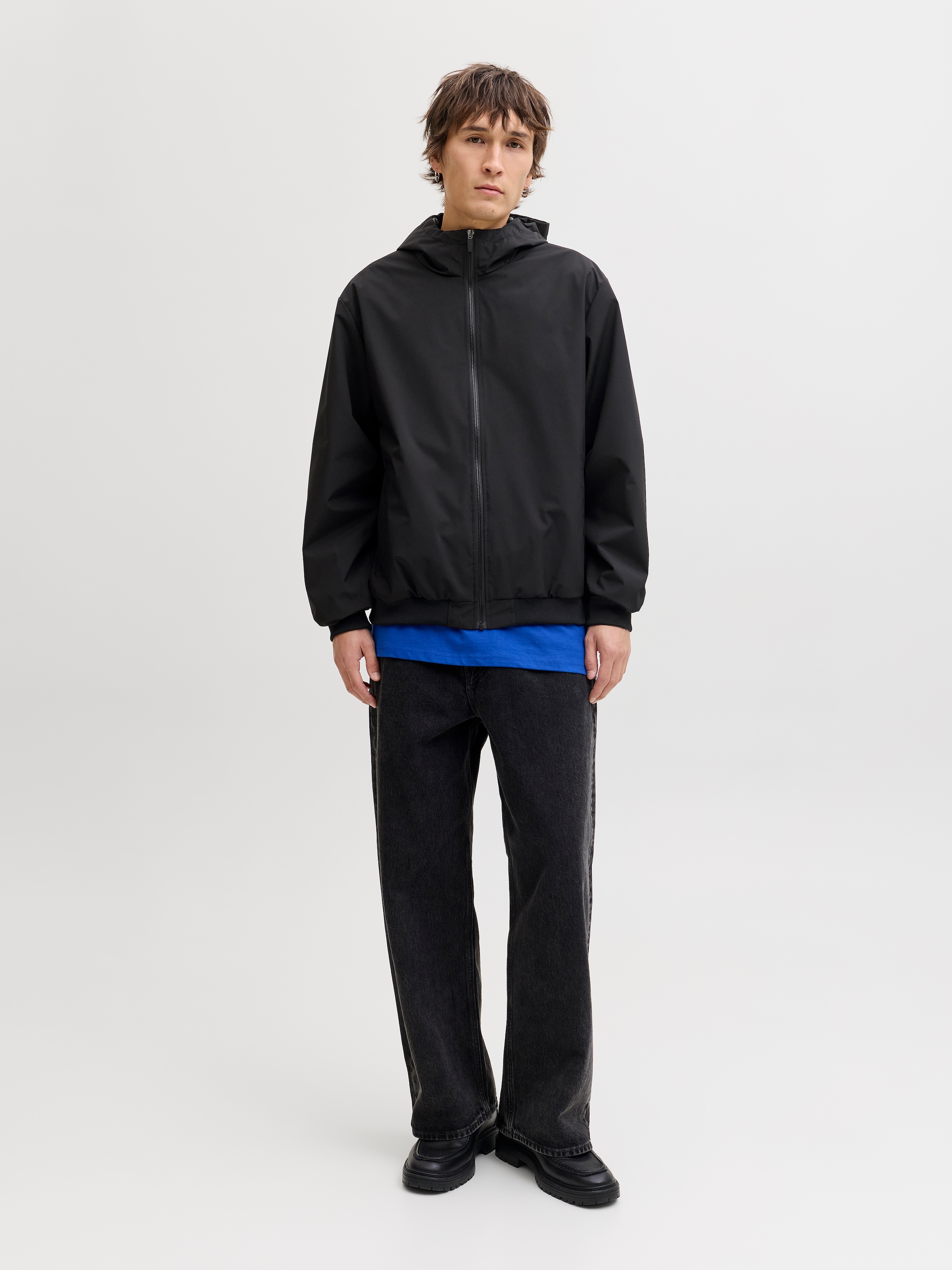 Jack & Jones Blouson »JJECHARGE LIGHT JACKET HOOD NOOS« mit Kapuze mit Kapuze