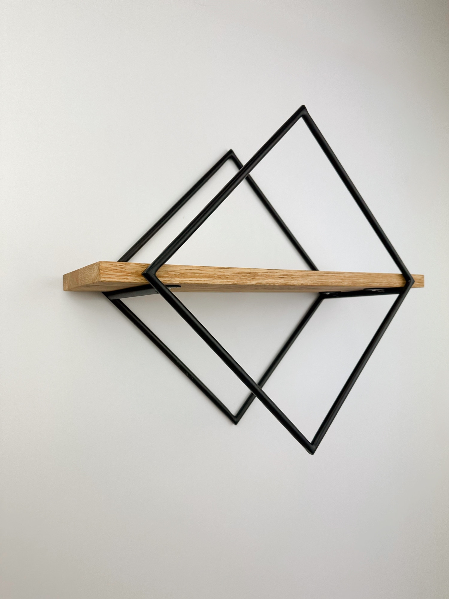 andas Wandregal »Aken« Aus Metall mt Ablagefäche aus massiver Eiche