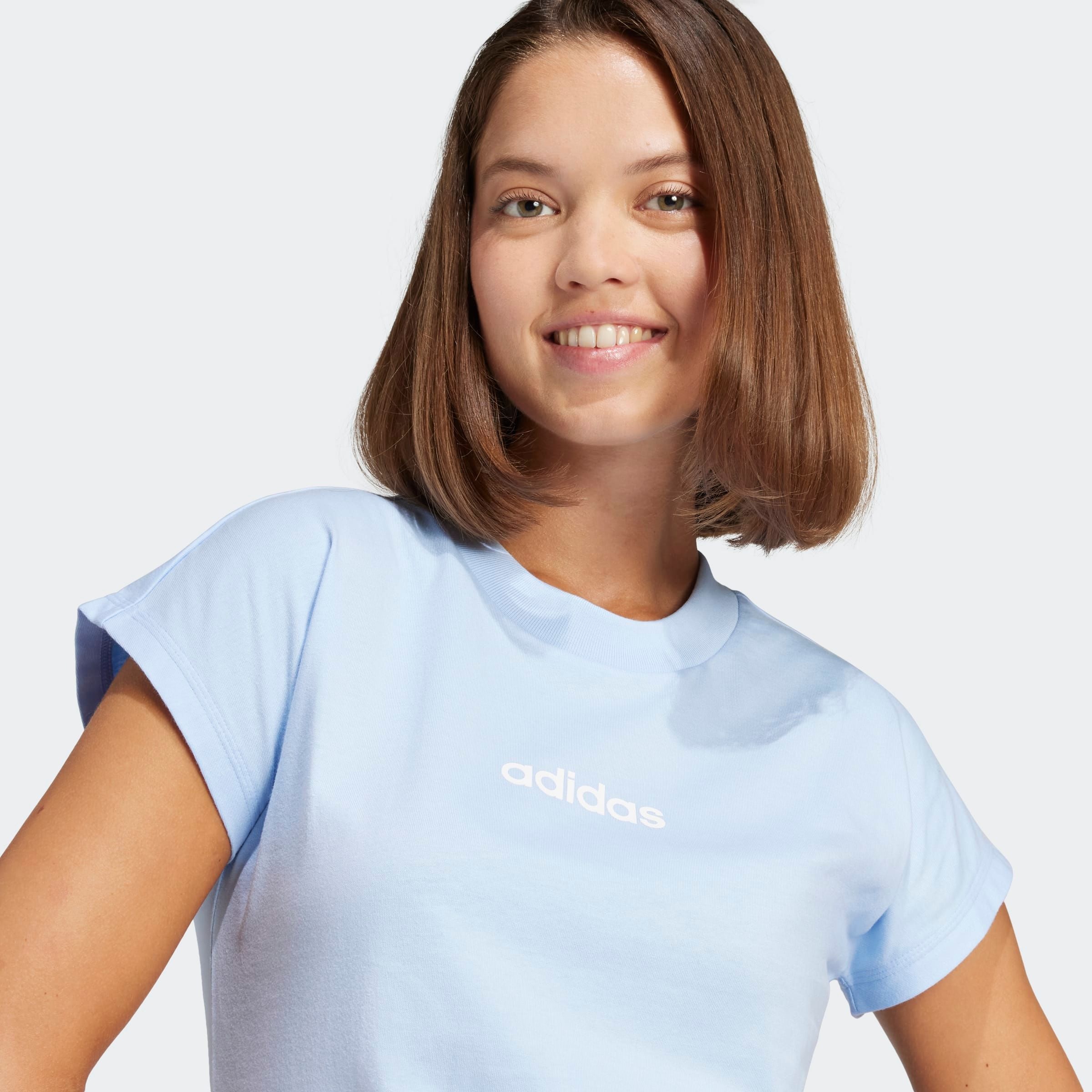 adidas Sportswear T-shirt »ESSENTIALS LINEAR COTTON« sportlicher Stil, Kurzarm, ohne Verschluss, aus Baumwolle