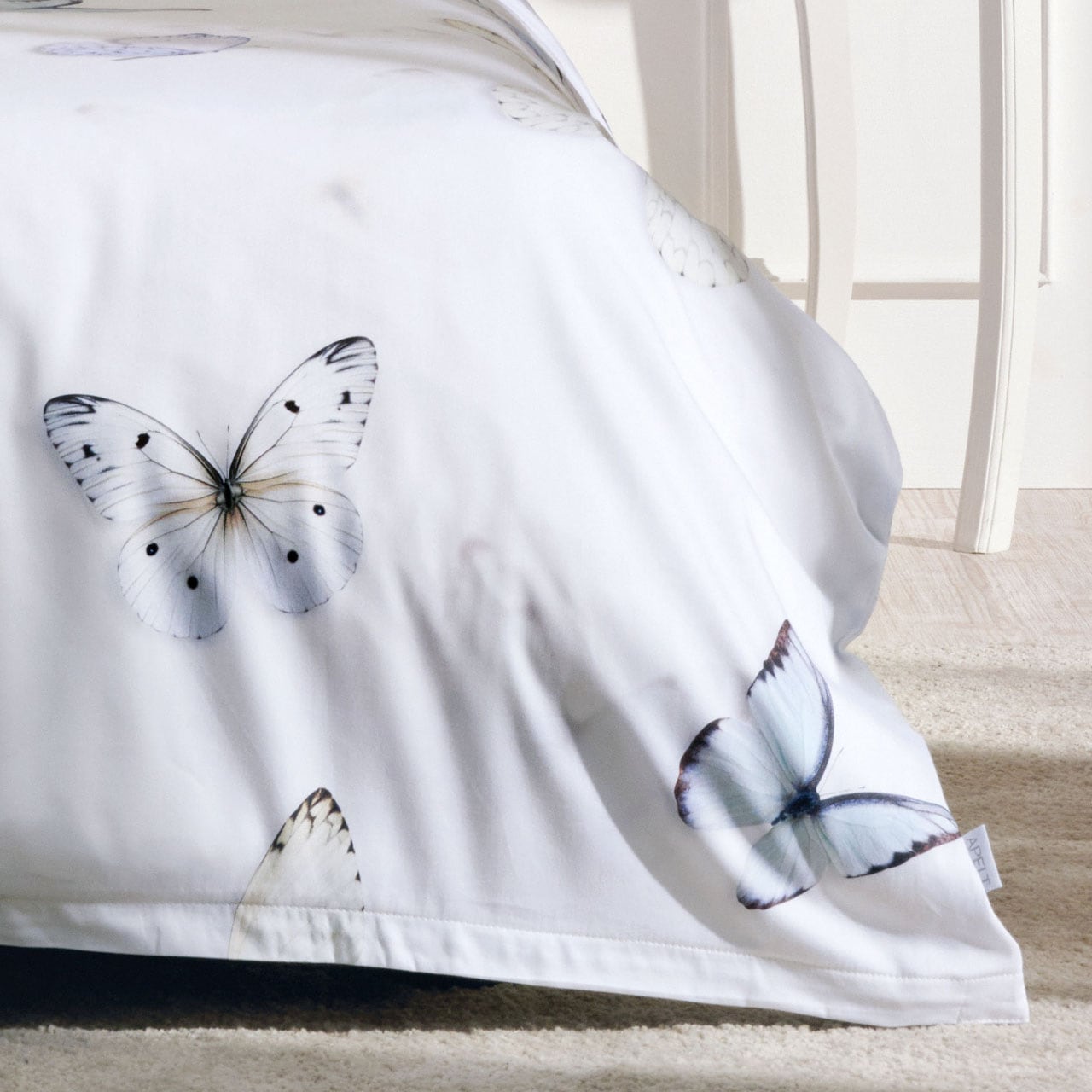 APELT Bettwäsche »Papillon« 2 tlg. Bettwäsche-Set mit Reissverschluss, Baumwoll-Satin, Digitaldruck