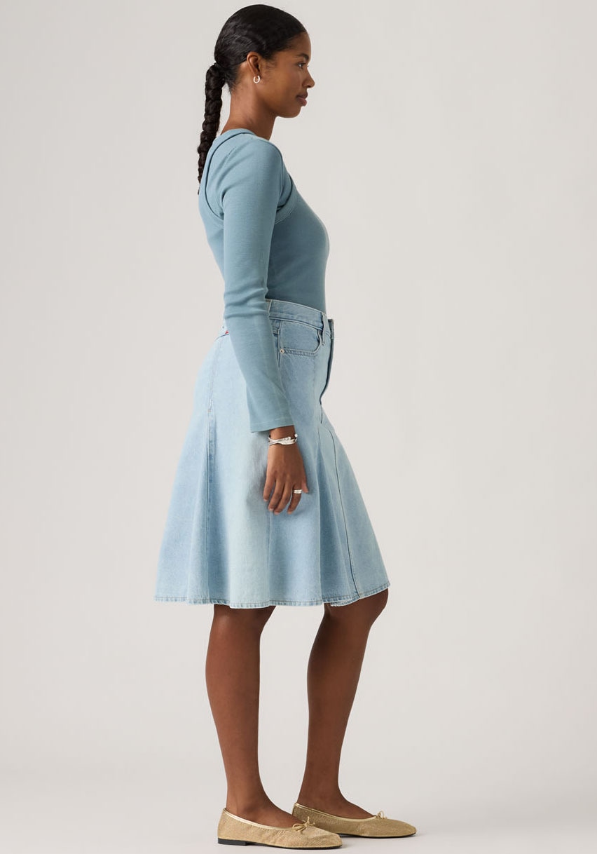 Levi's® Jupe en jean »GODET KNEE LENGTH SKIRT« Midirock mit Falten