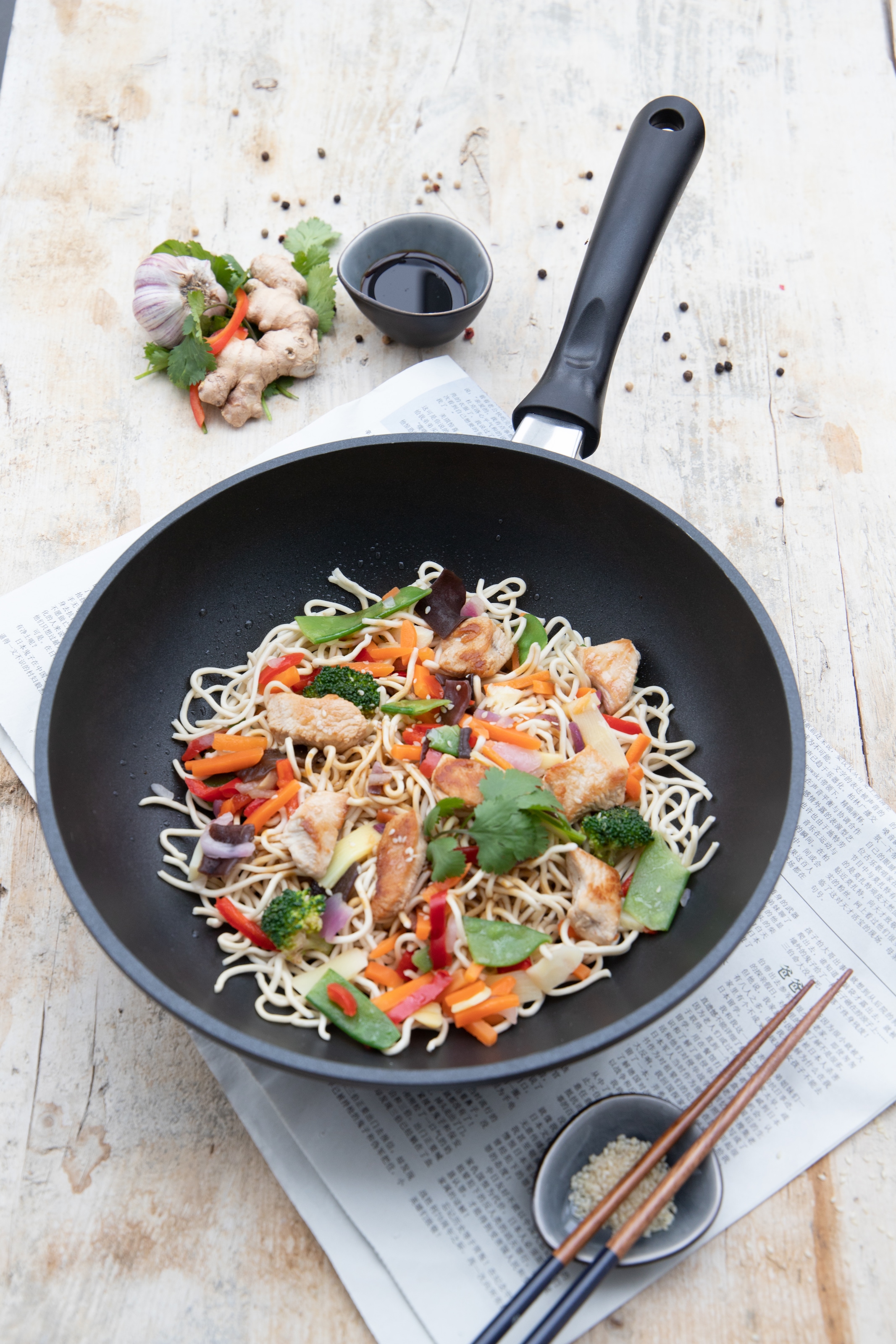 Elo Pfannen-Set »Alucast 4 teilig« Aluminiumguss Set, je 1 Bratpfanne Ø 20/24, 1 Grillpfanne Ø 28 cm, 1 Servierzange, 4 Stk. tlg. Induktion, inkl. 1 Kochzange