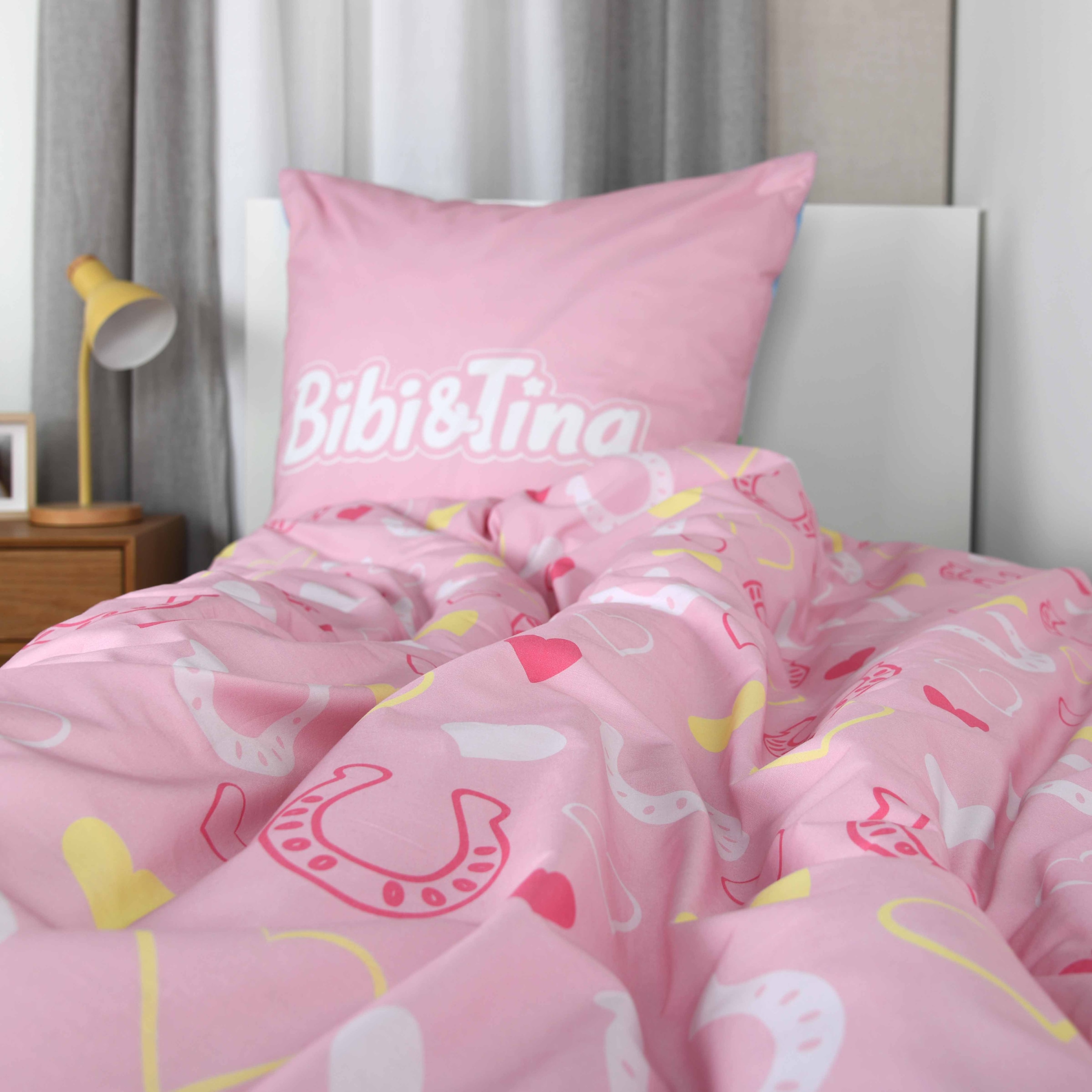 Bibi & Tina Linge de lit pour enfants »Bibi und Tina« 2 Parure de lit réversible