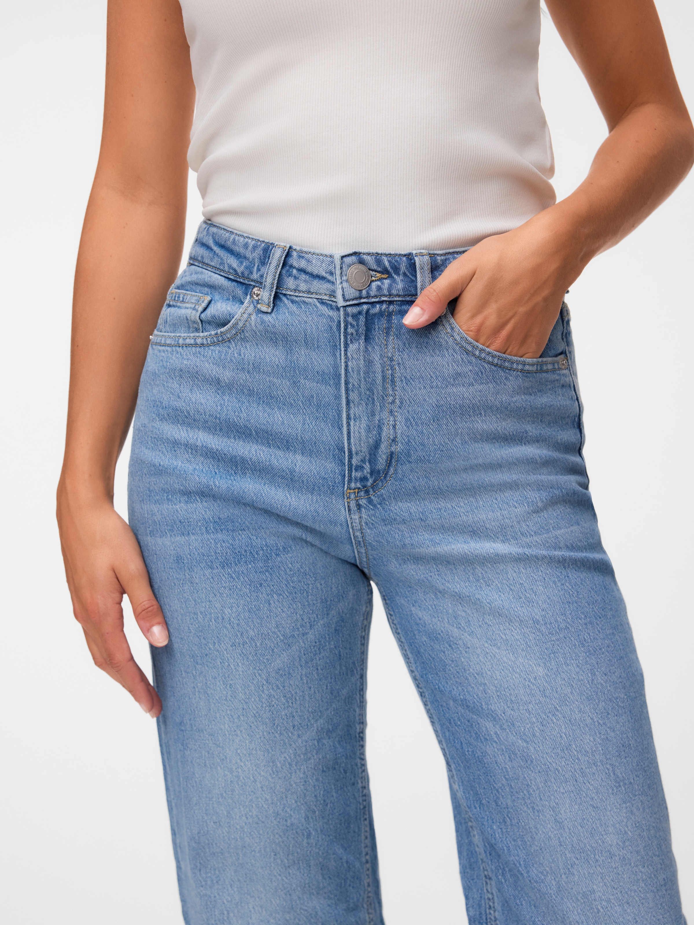 Vero Moda Jeans taille haute »VMTESSA HR WIDE JEANS RA3065 GA NOOS« mélange de coton, taille haute, coupe large