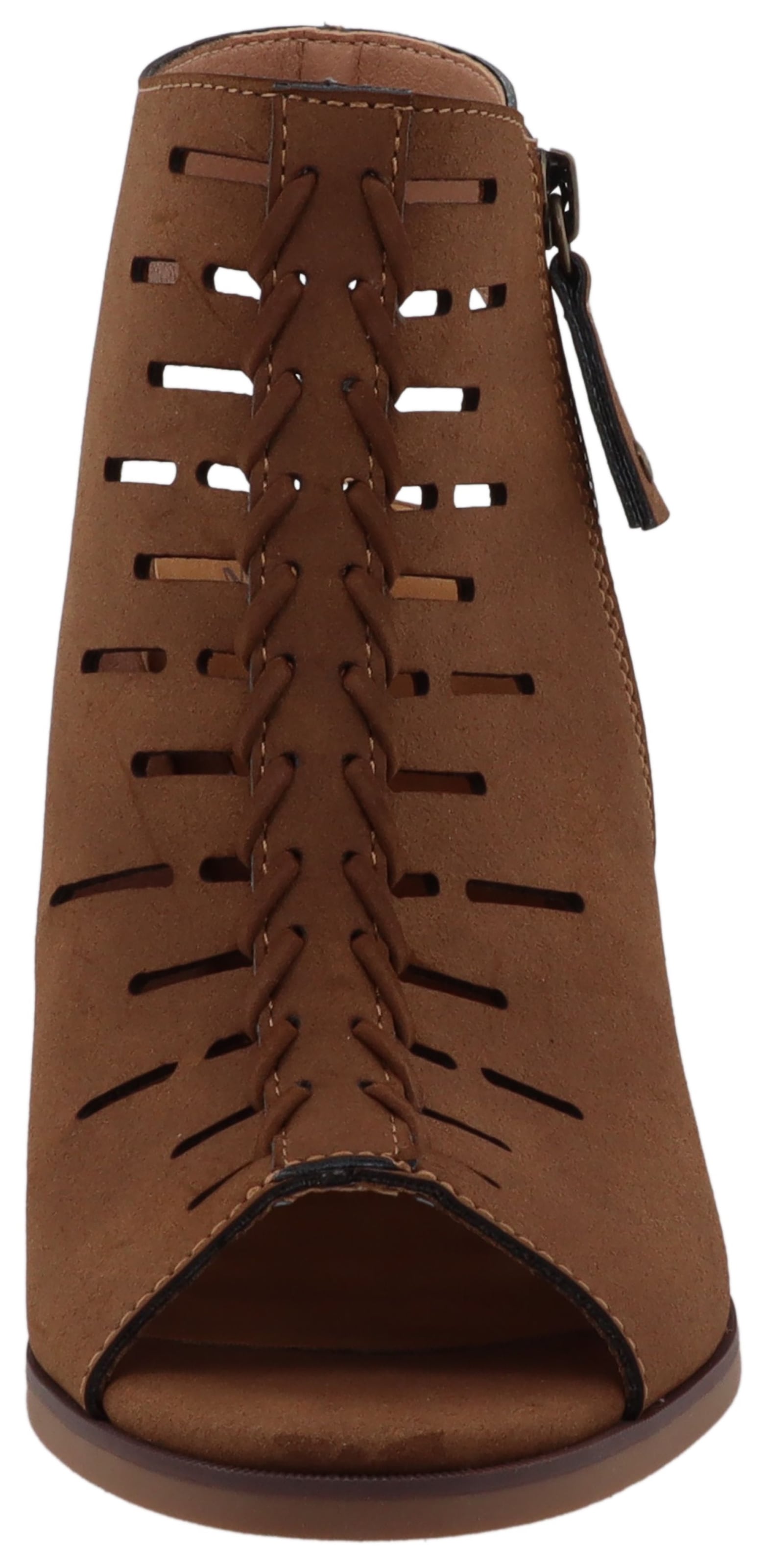Mustang Shoes Sandales à tige »Louise«  talon bloc, chaussure d'été avec découpes à la mode