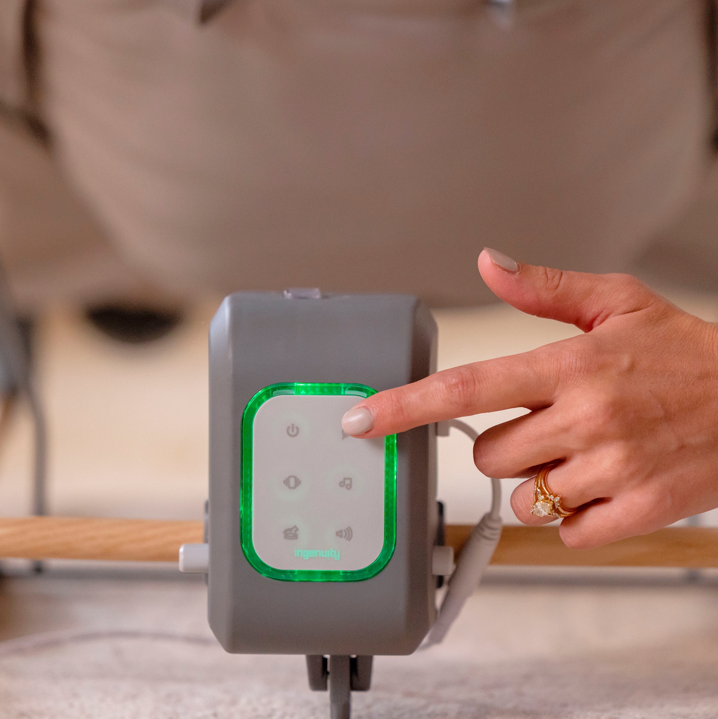 ingenuity Transat pour bébé »Keep InMotion Automatic Rocking Seat - Soulful Skies« mit Sound-Effekt