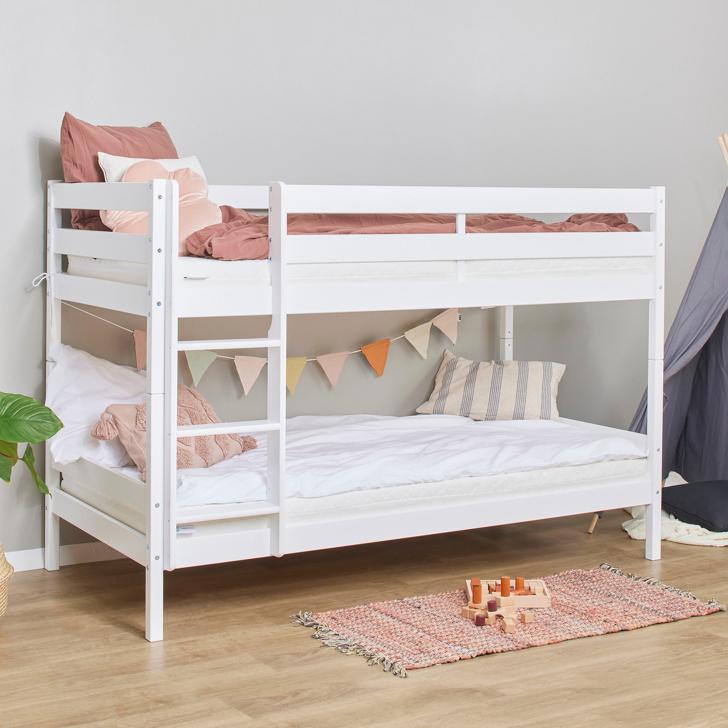 Hoppekids Etagenbett »ECO Comfort Kinderbett 90x200 oder 70x160 aus Massivholz in 4 Farben« TÜV, FSC und Nordisches Umweltzeichen – wahlweise mit Matratzen
