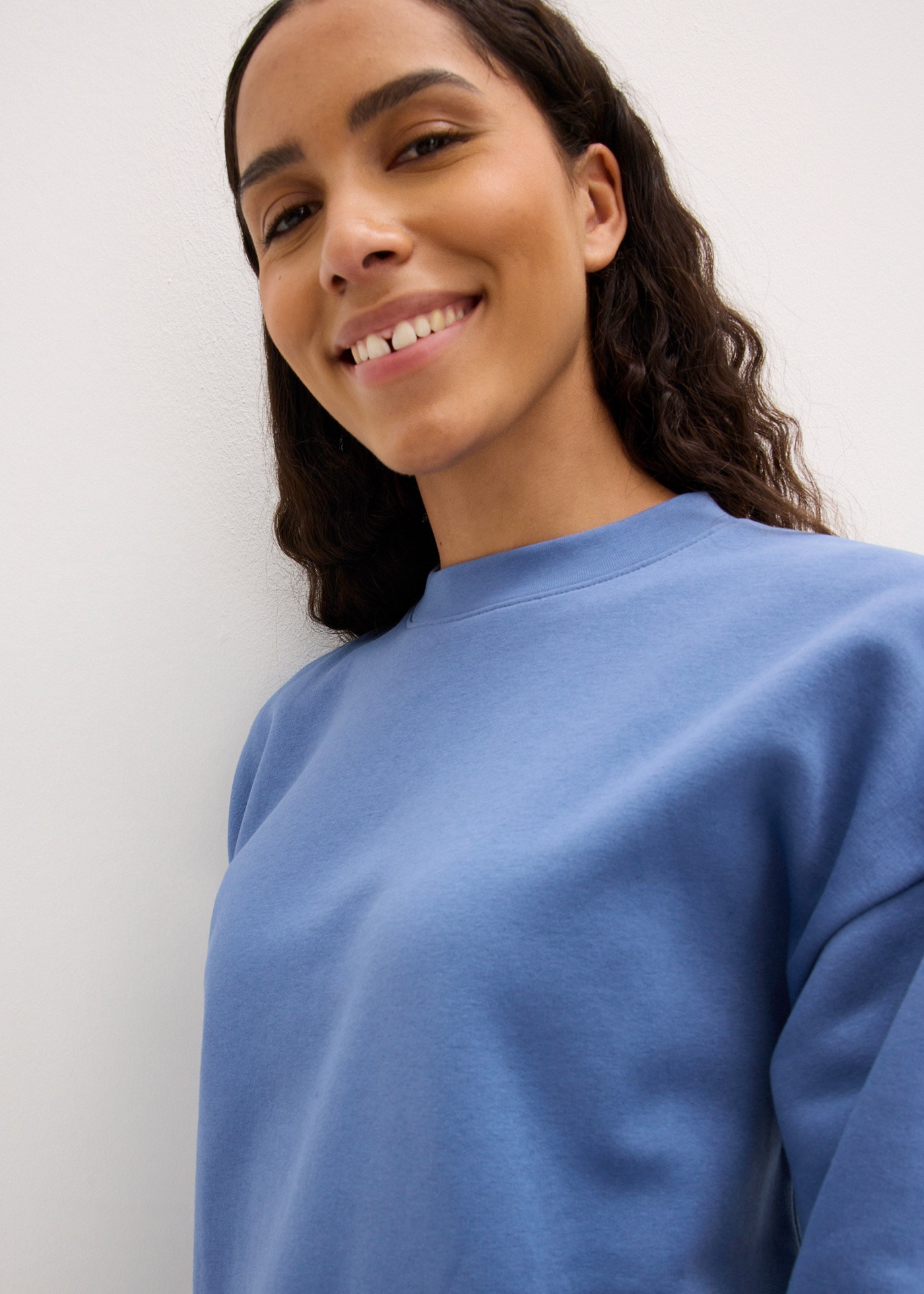 bonprix Sweatkleid »Oversized Sweatkleid« Ohne Taschen für den Alltag, dickeres Material, Oversize-Passform