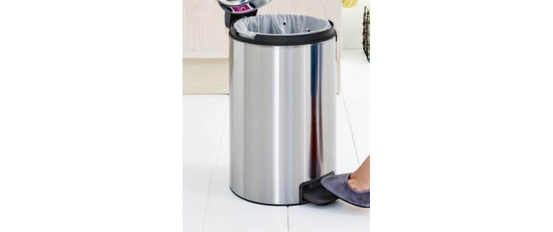 Brabantia Mülleimer »NewIcon Treteimer, 12L« sanft schliessender Deckel, mit leichter Pedalbedienung