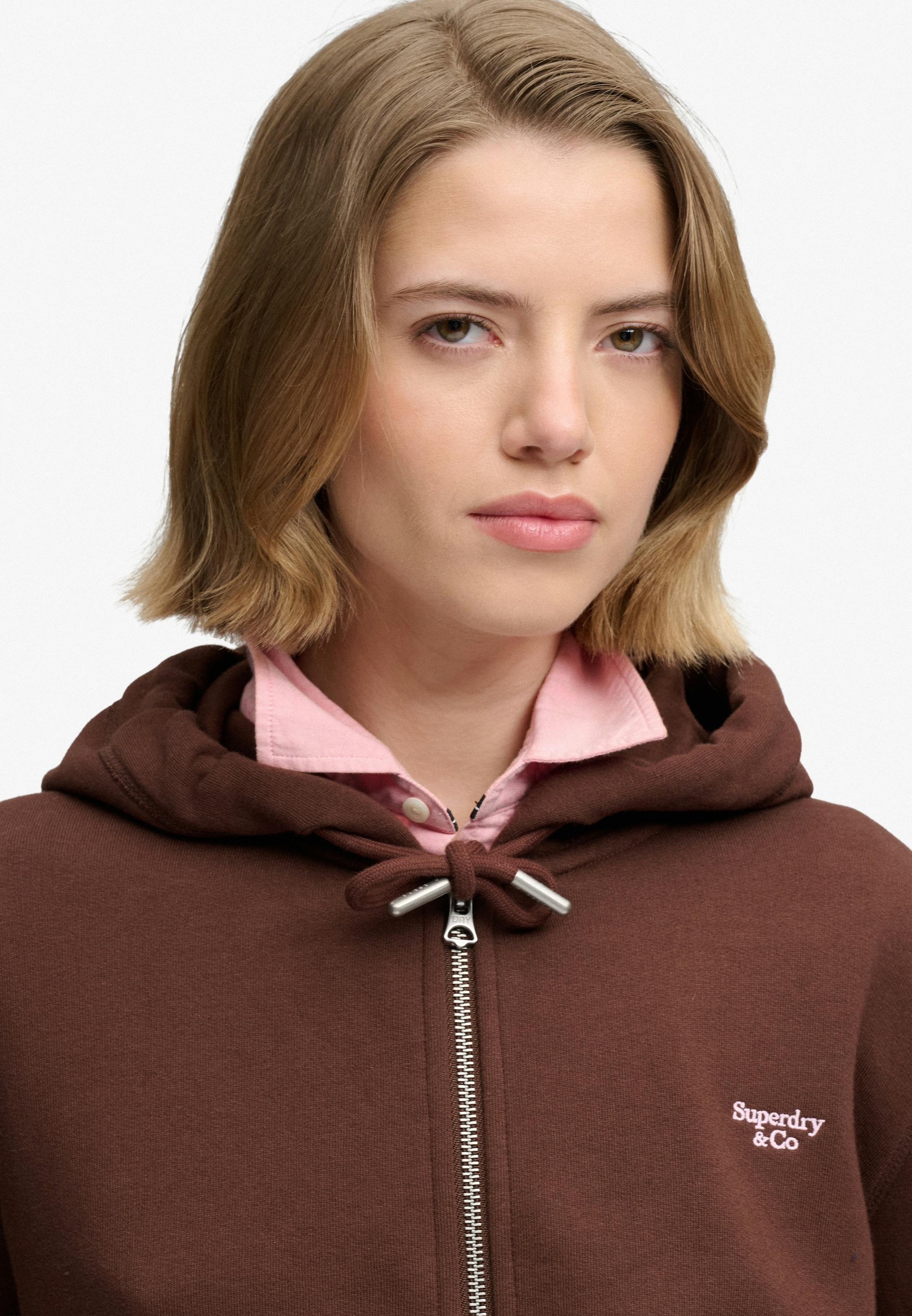 Superdry Sweat à capuche »SIGNATURE EMB ZIPHOOD« mélange coton, coupe décontractée
