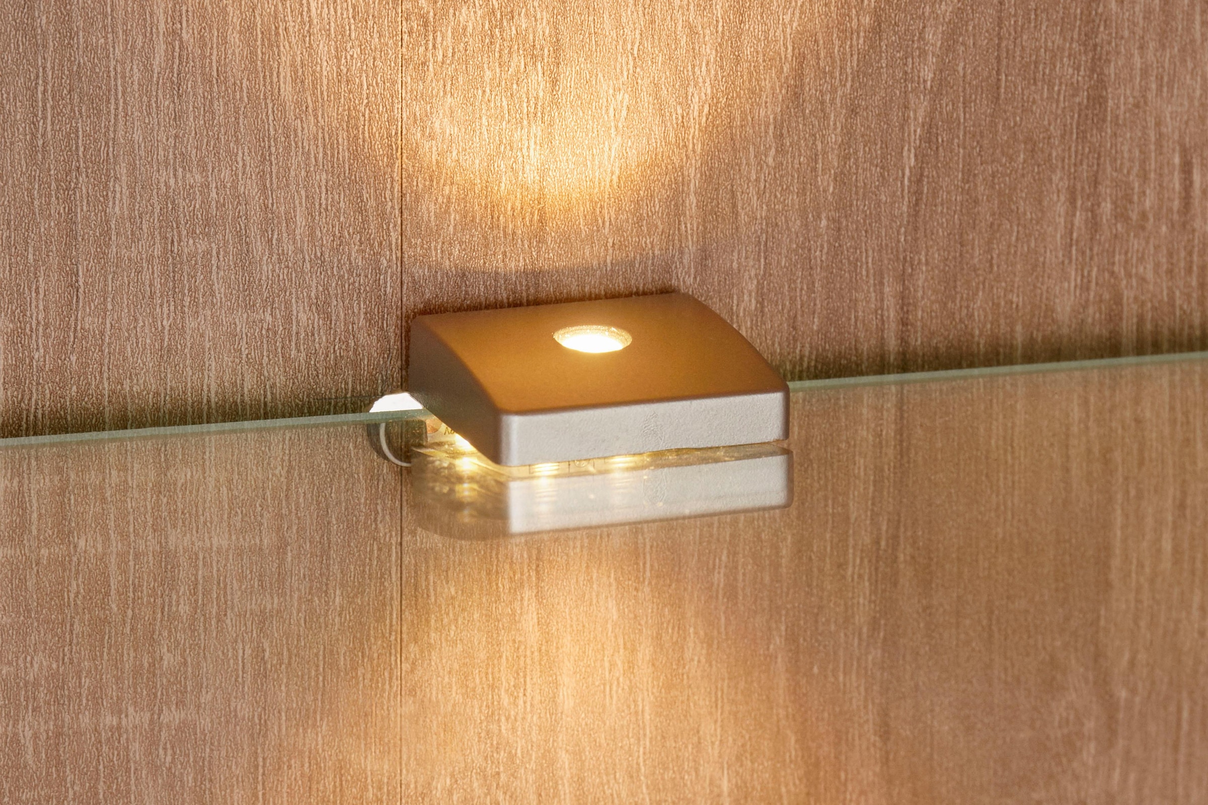 VOGL Möbelfabrik Sideboard Breite 166 cm, teilmassiv, mit Hirnholzapplikationen, Made in Germany