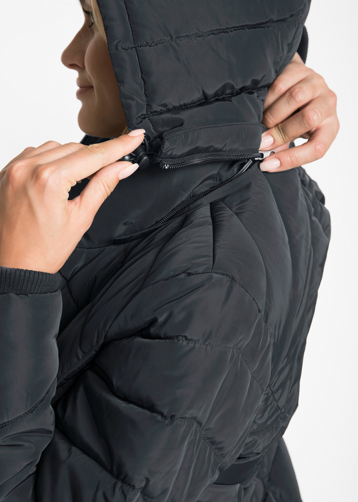 bonprix Veste matelassée »Winterjacke« mit Kapuze mit wattierter Füllung, mit abnehmbarer Kapuze, pflegeleicht