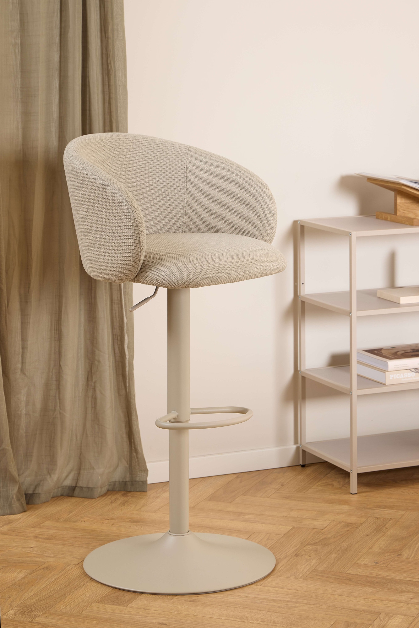 ACTONA GROUP Barhocker »Eleanor gepolstert - drehbar & höhenverstellbar, moderne« 1 Stk. tlg. Bequemer Barstuhl mit Fussstütze und Drehfunktion im Scandi Stil