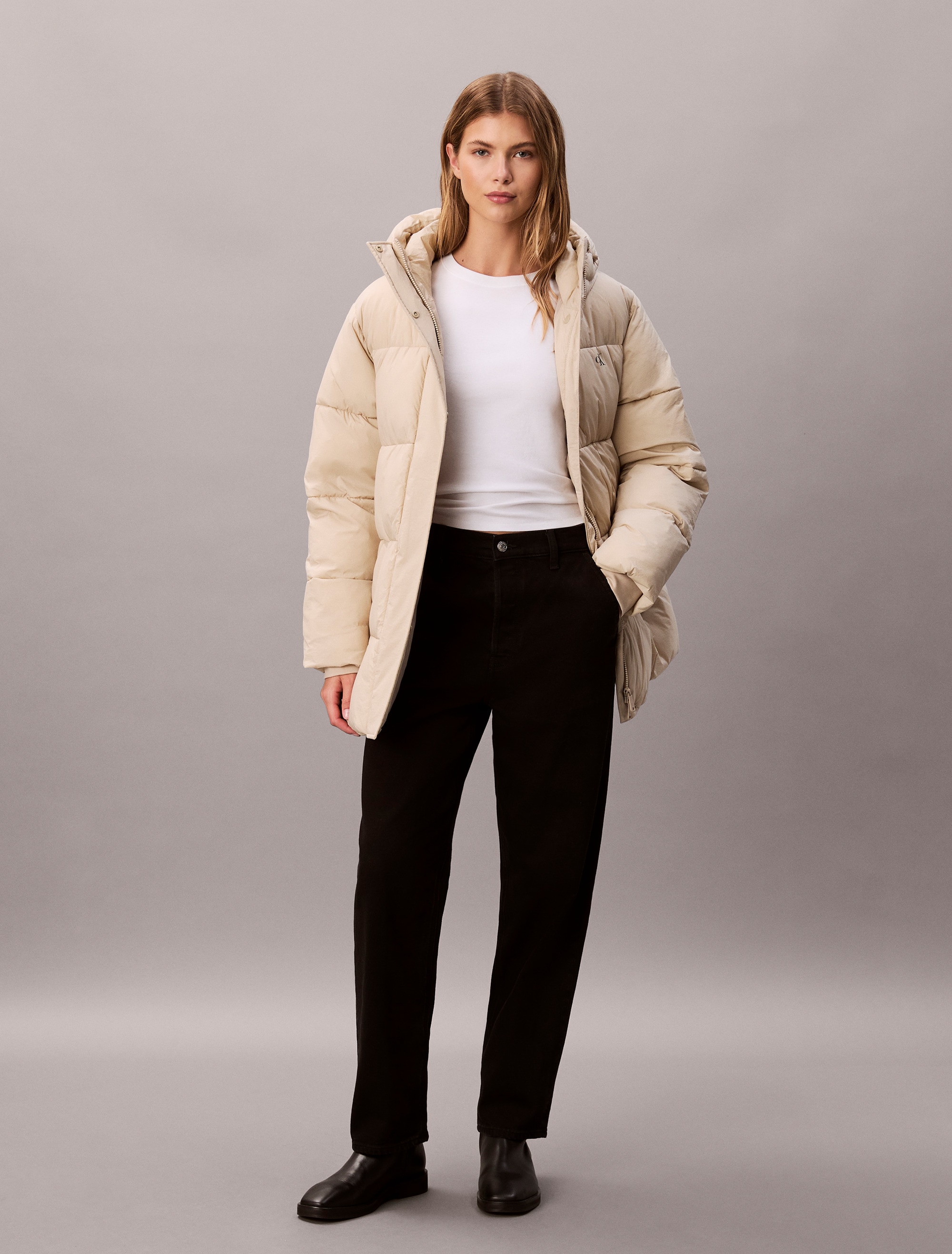 Calvin Klein Jeans Veste matelassée »BELTED MIDWEIGHT PUFFER« mit Kapuze Mit Rundhalsausschnitt, regular fit