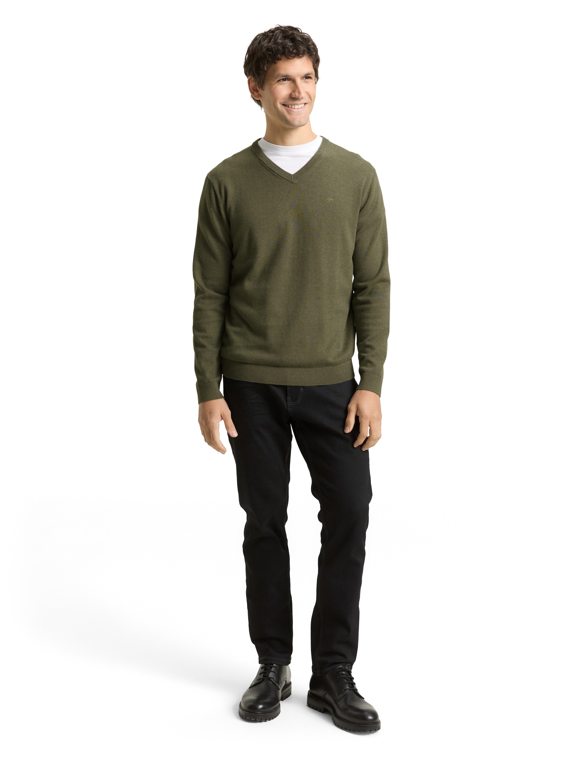 TOM TAILOR Pull col V avec petite broderie logo