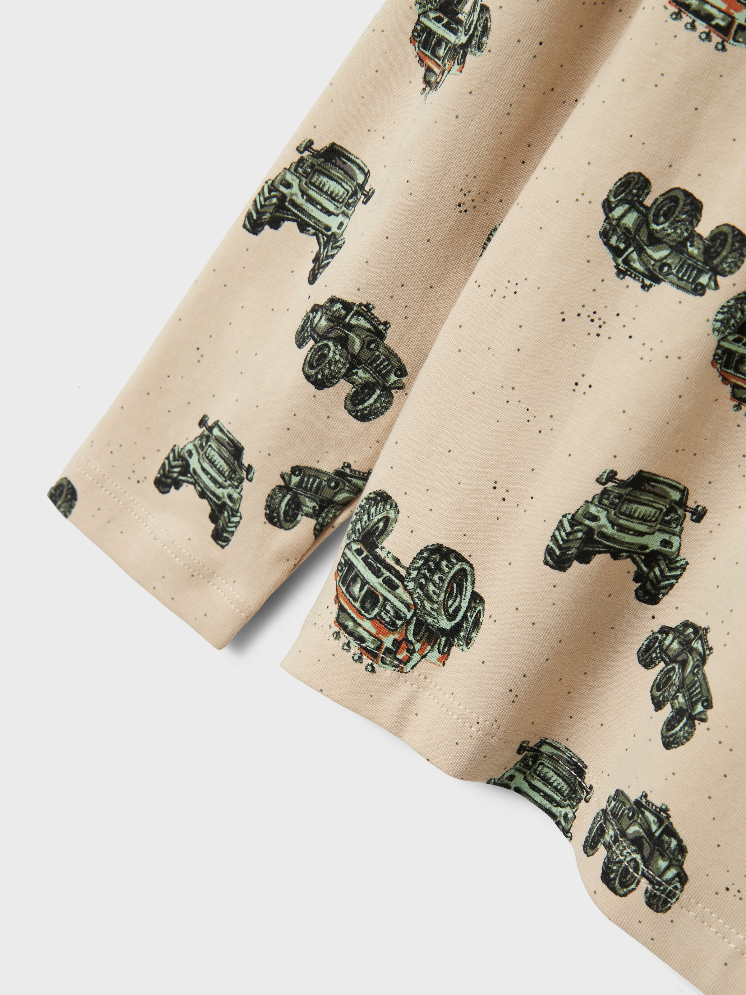 Name It Schlafanzug »NKMNIGHTSET PEYOTE MONSTER TRUCK NOOS« Set, 2 tlg. Oberteil im coolen Alloverprint