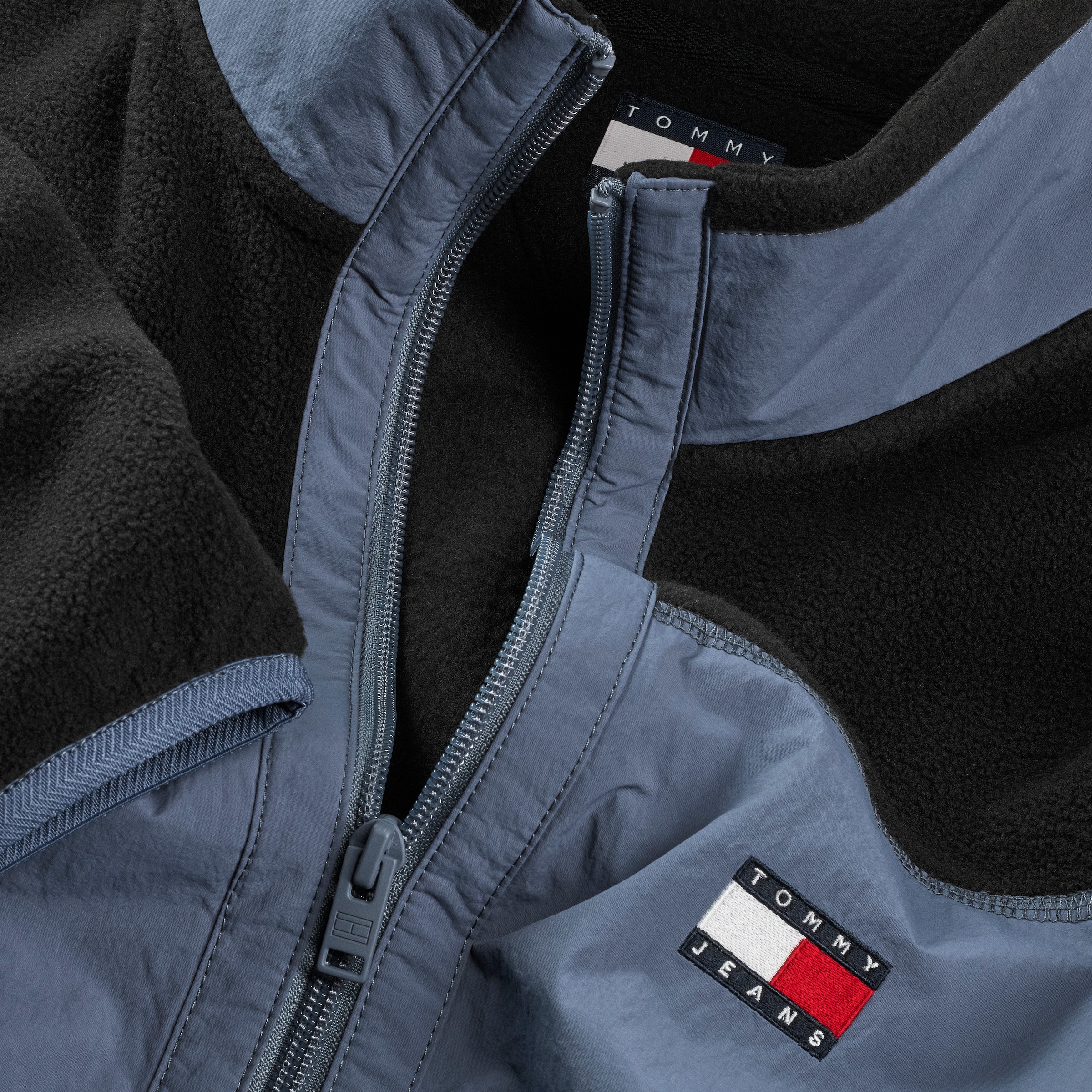 Tommy Jeans Sweater »TJM RLX FZ POLAR FLEECE EXT« Mit Rundhalsausschnitt