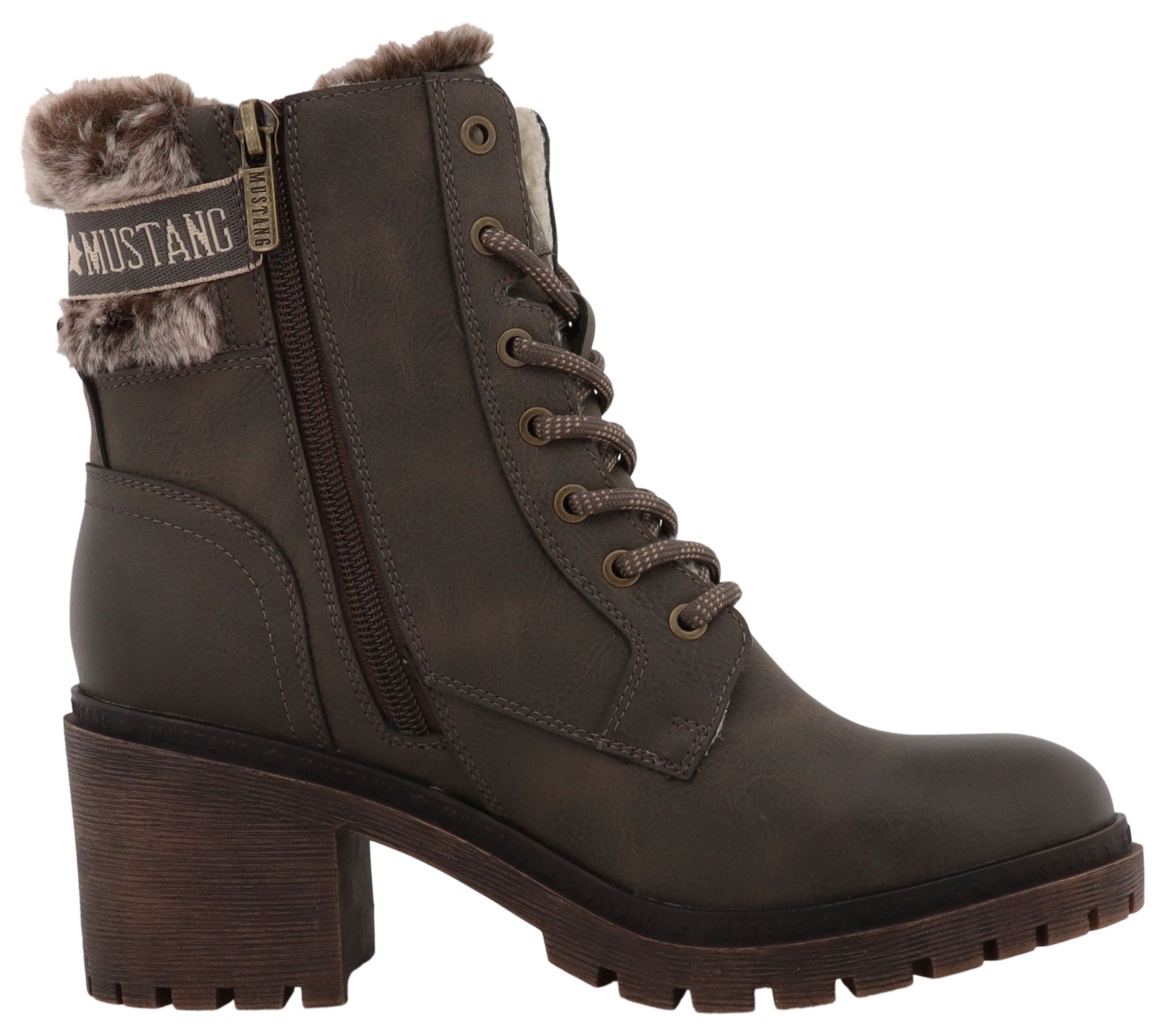 Mustang Shoes Bottes d'hiver »Leila«  bottes d'hiver avec col en fausse fourrure et talon bloc