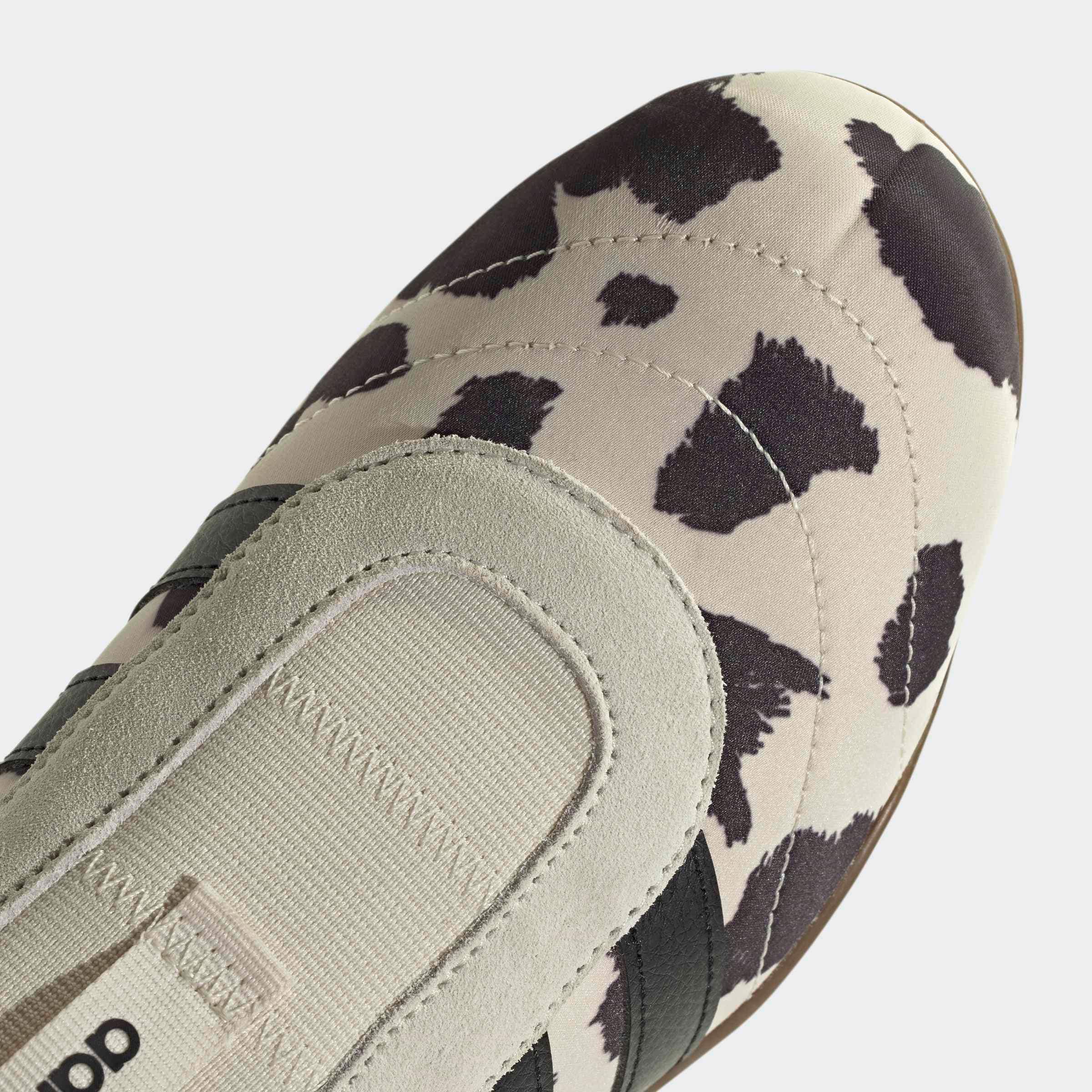adidas Sportswear Sneakers »GRAND COURT LO SLIP ON«  avec motif vache