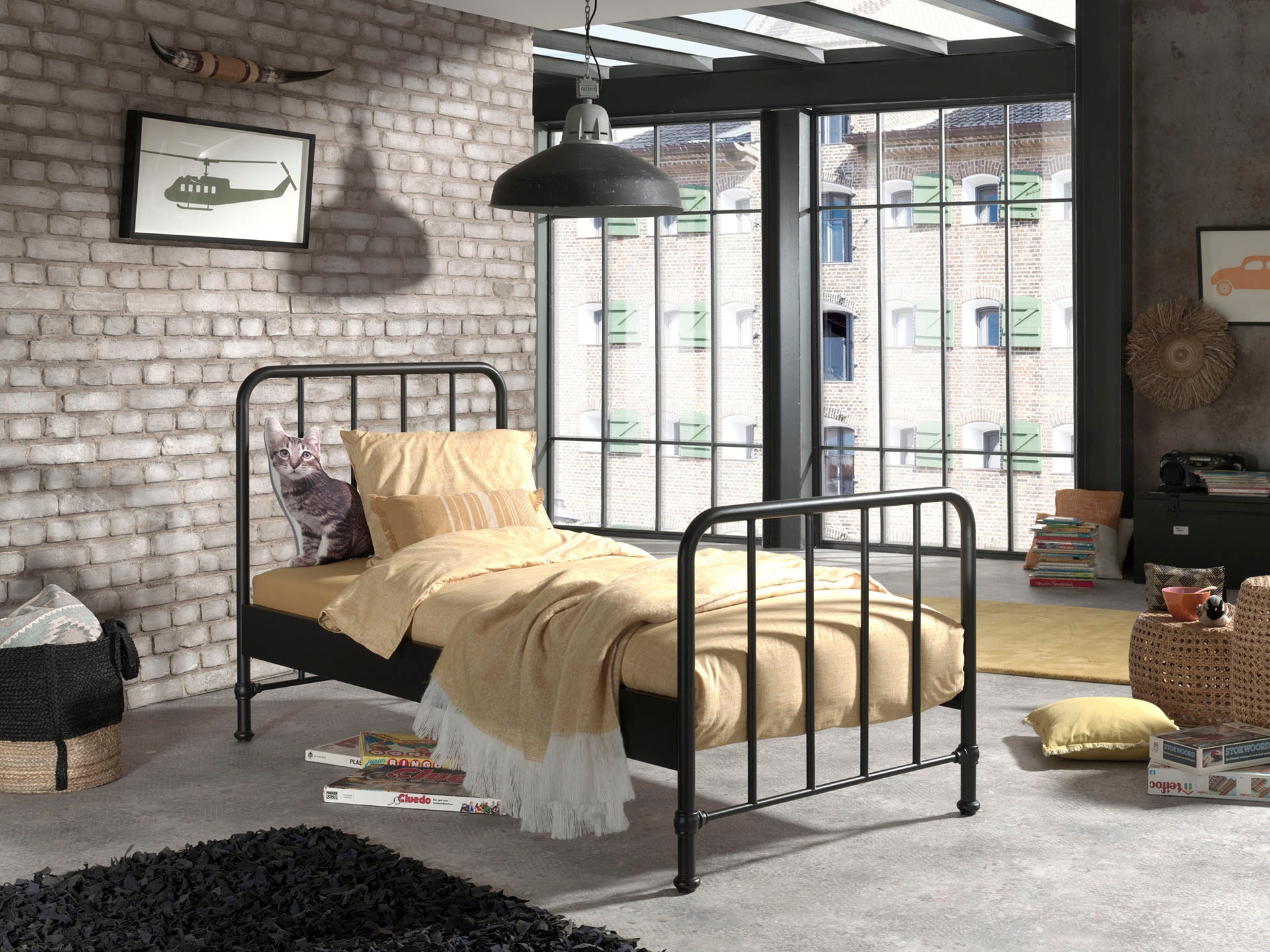 Vipack Jugendbett »Bronxx, Einzelbett 90/200, sehr stabil, romantische Optik« B/H/T ca. 96,5x110x206cm, inkl. Lattenrost, Bodenfreiheit,  Oberfläche pulverbeschichtet, verschiedene Farben zur Wahl