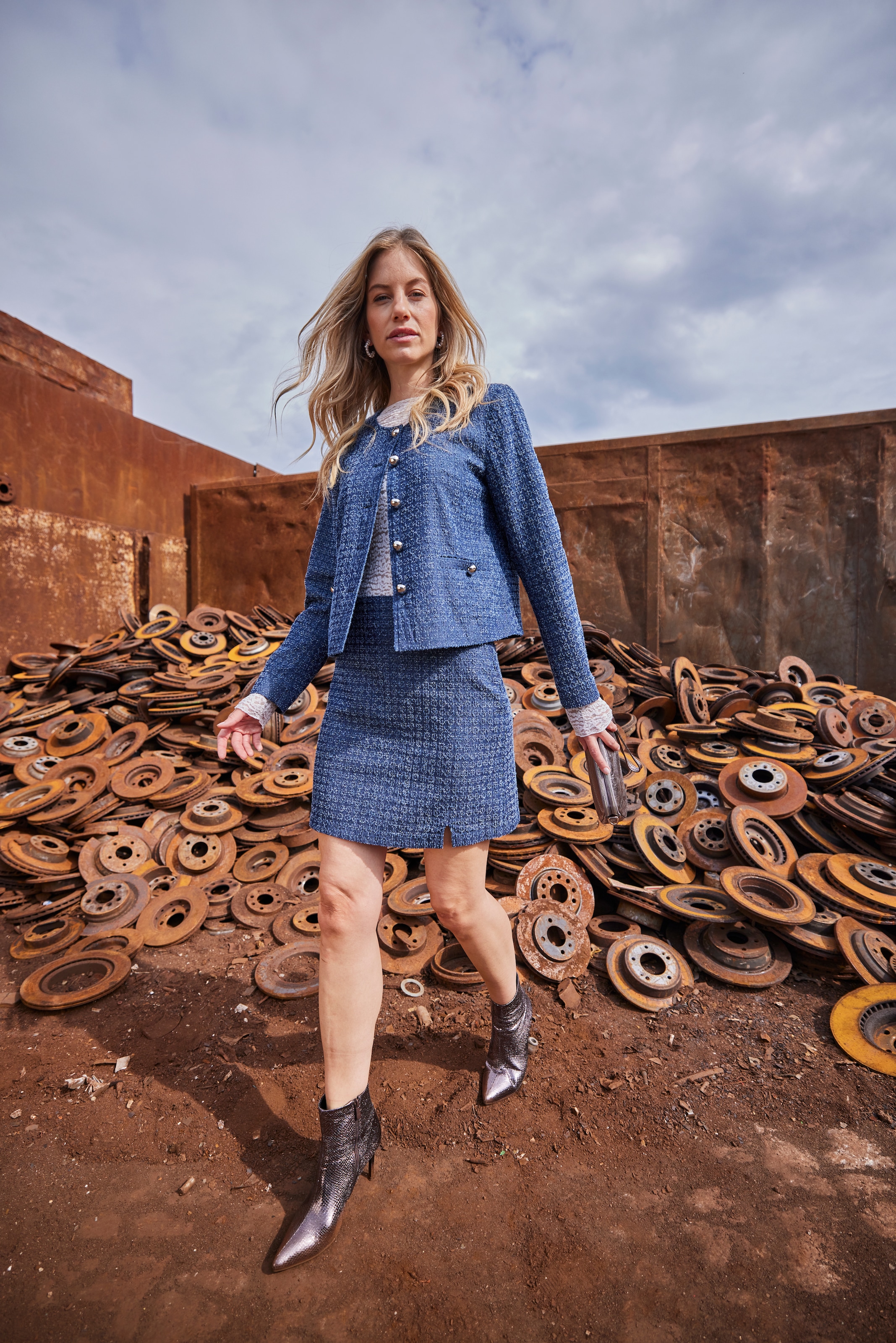Aniston CASUAL Minijupe en denim jacquard structuré - NOUVELLE COLLECTION