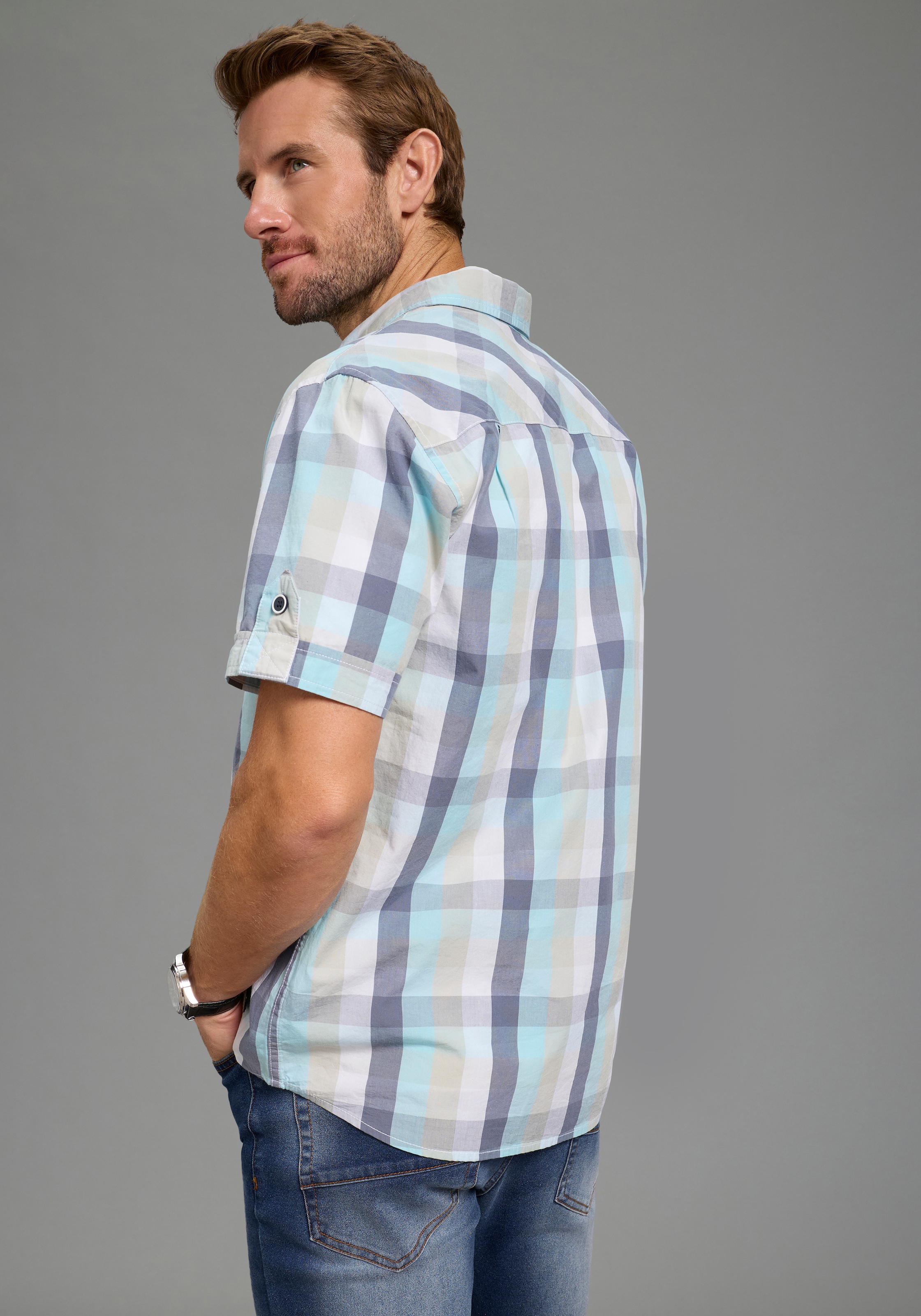 KangaROOS Kurzarmhemd Kurzarm, für Casual- und Streetwear, aus Baumwolle, Comfort Fit