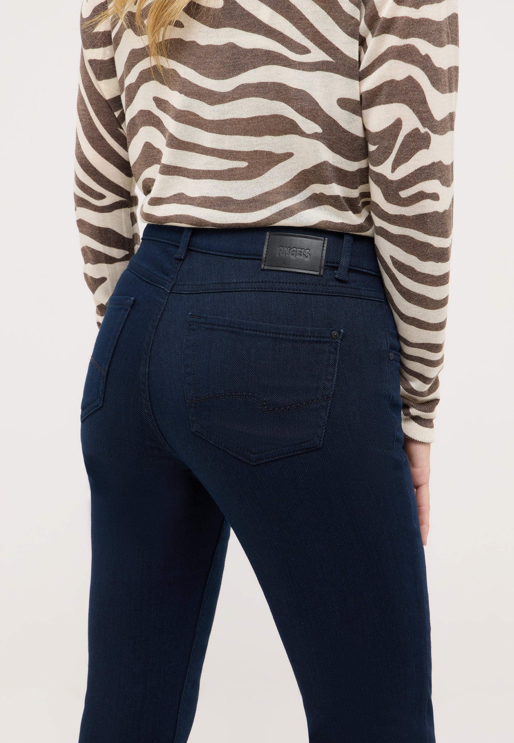 ANGELS Jeans slim avec stretch à l'aspect épuré