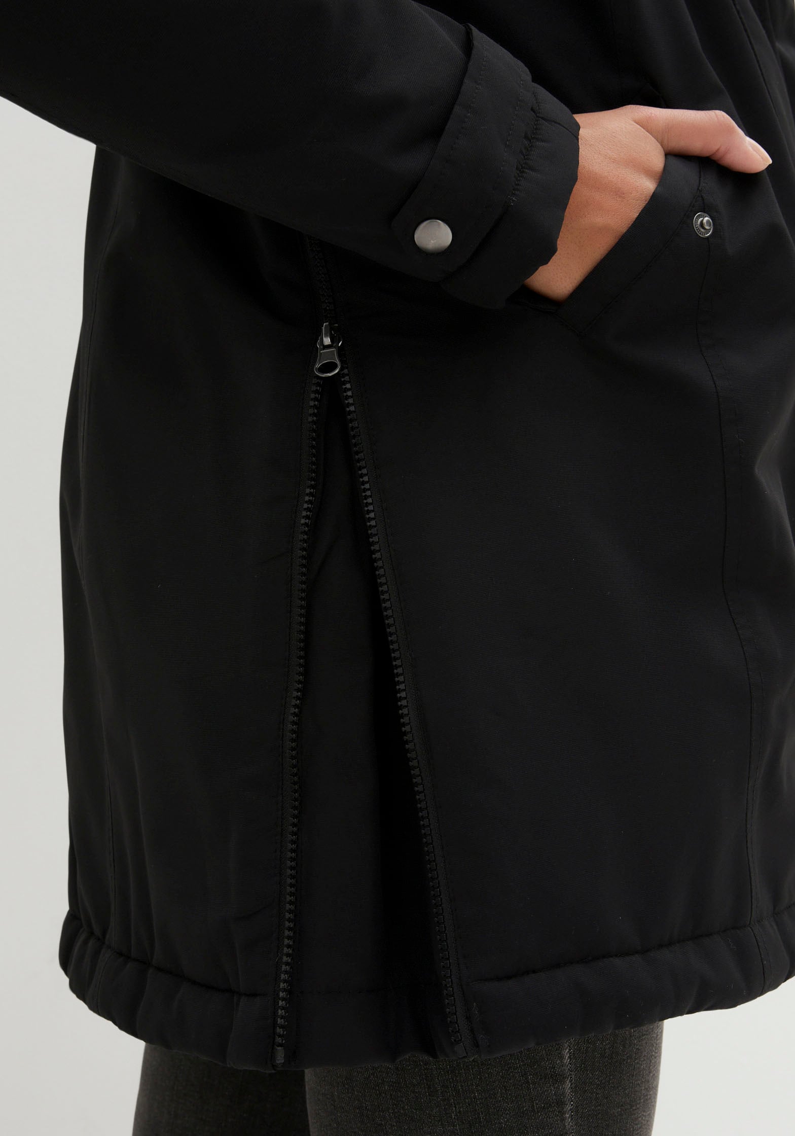 bonprix Umstandsjacke mit Kapuze mit elastischem Gummizug, seitlicher Erweiterung durch Reissverschlüsse