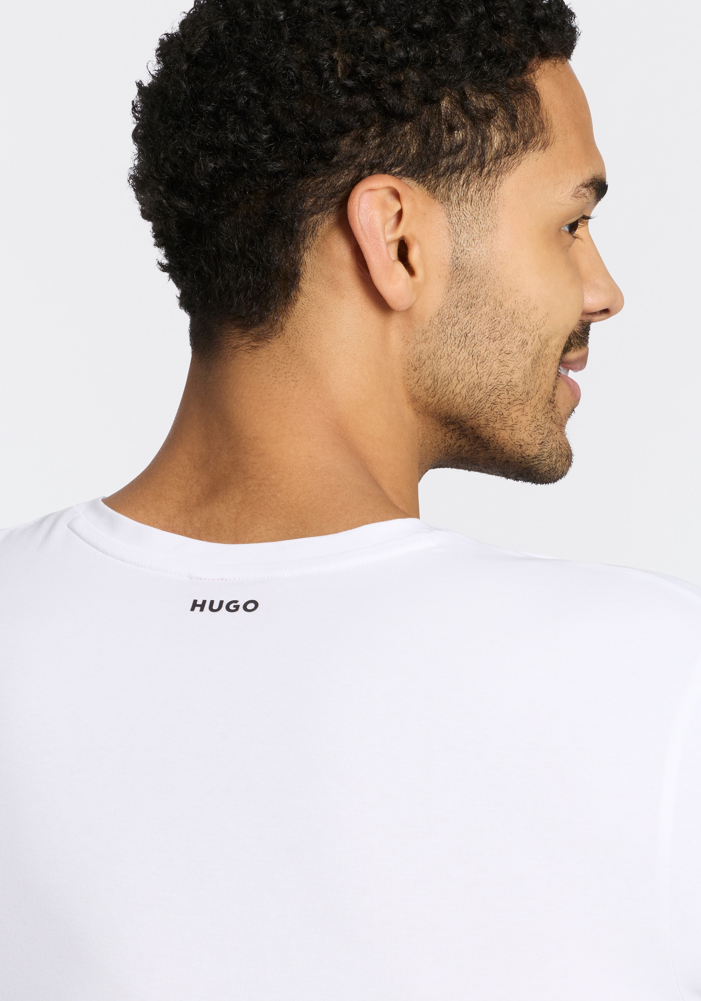 HUGO T-shirt »HUGO-V« Packung, 2er,  V-Ausschnitt, Slim-Fit, HUGO Logo-Print