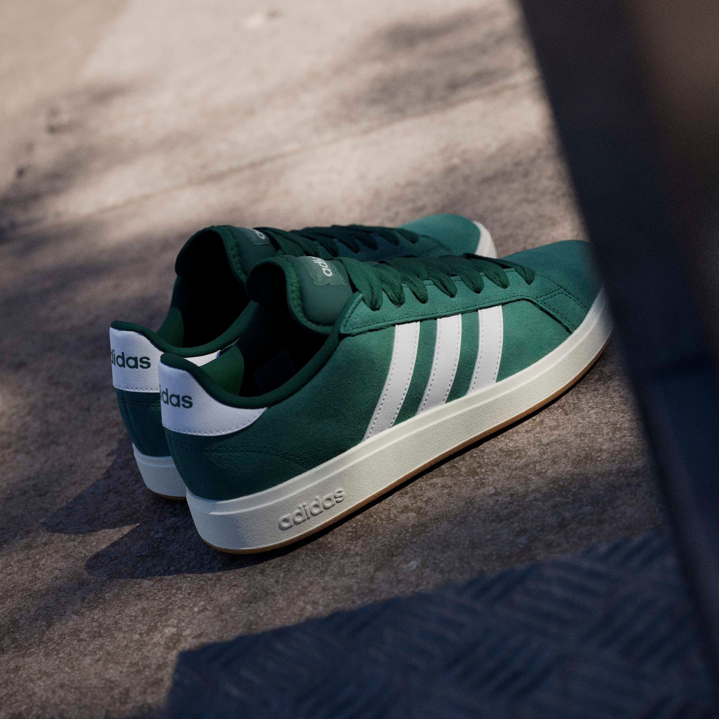 adidas Sportswear Sneakers »GRAND COURT BASE 00S«  Design inspiré de l'adidas Campus 00