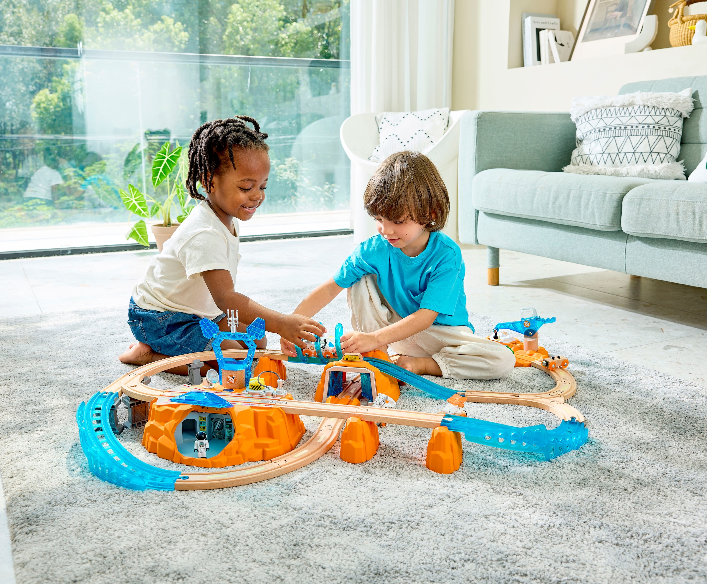 Hape Train jouet »Zugset - Mars-Erkundung« avec lumière et son