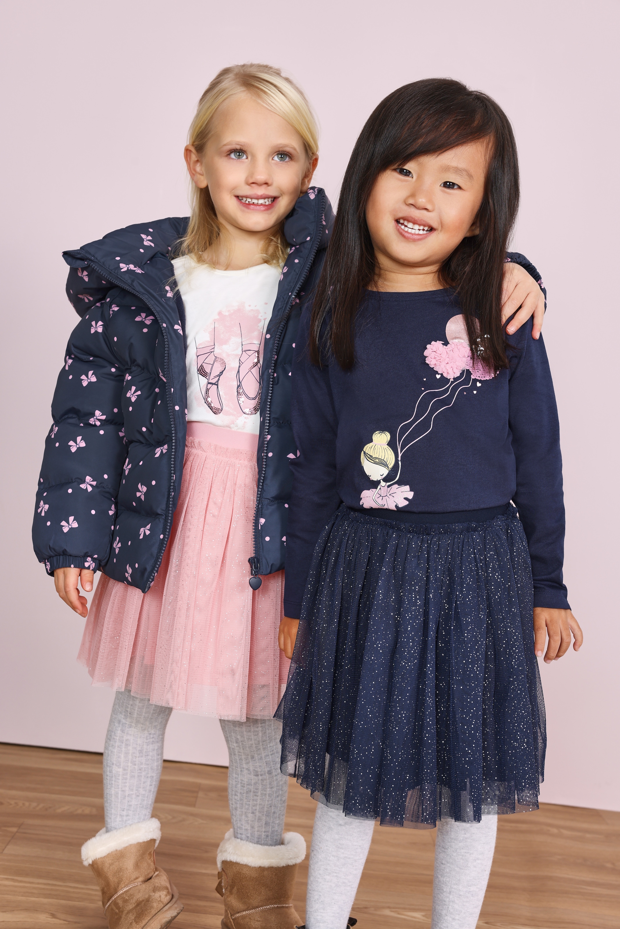 Blue Seven Langarmshirt Baumwolle, Wendepailletten, Glitzerdruck und Tüll-Applikation