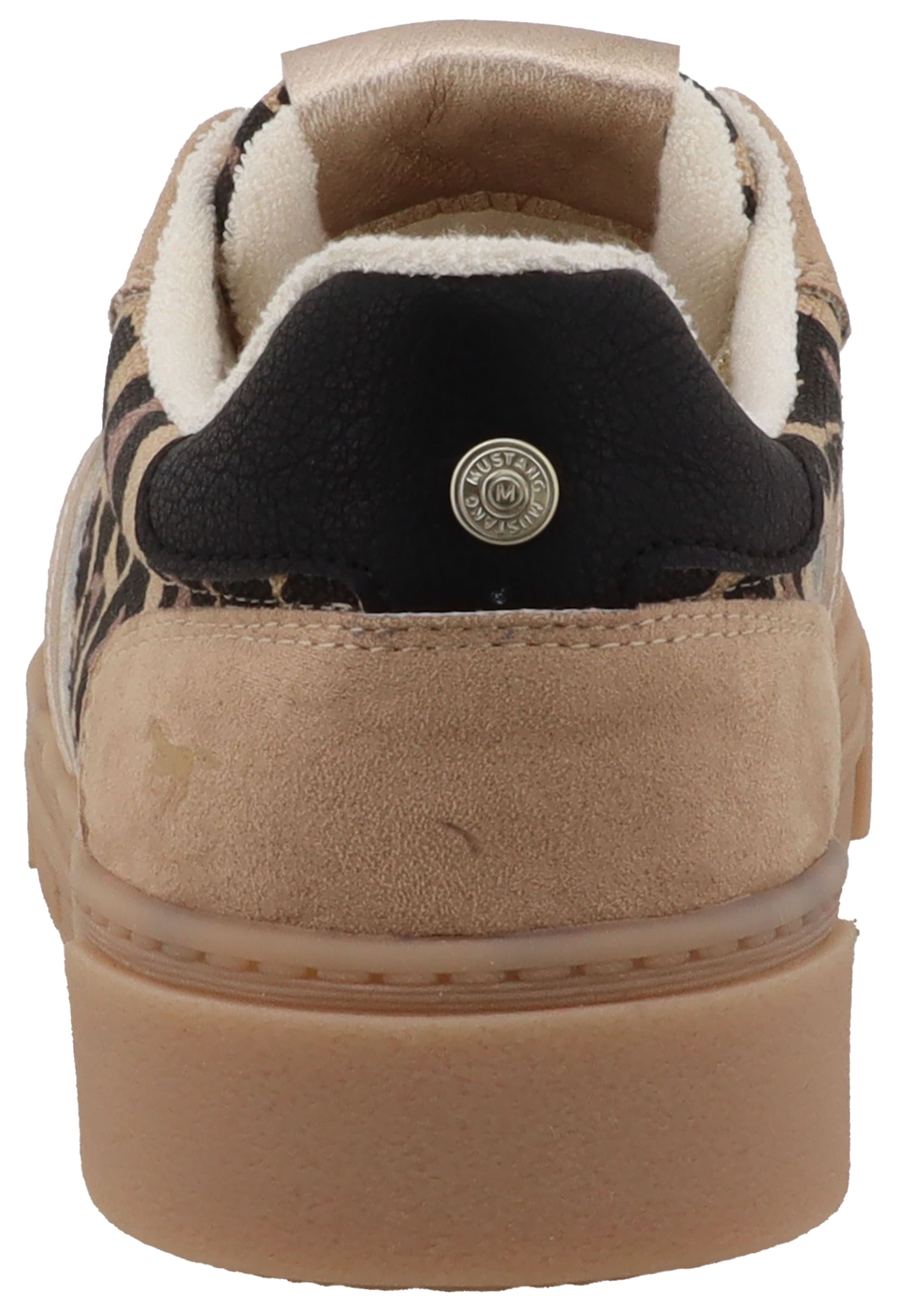 Mustang Shoes Baskets à plateforme »Rhonda«  Chaussure de loisirs, chaussure basse, chaussure à lacets avec empiècements contrastés à la mode