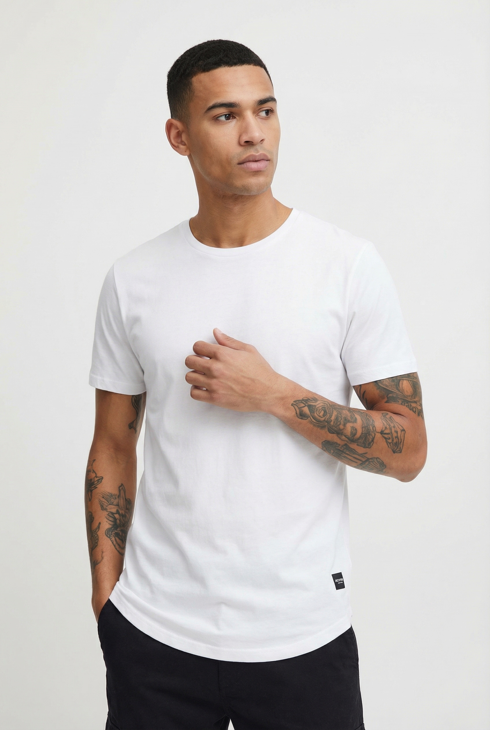 ONLY & SONS Shirt à col rond »ONSMATT LONGY SS TEE 5-PACK« Packung, 5 pièces Baumwolle, relaxed fit, lang geschnitten