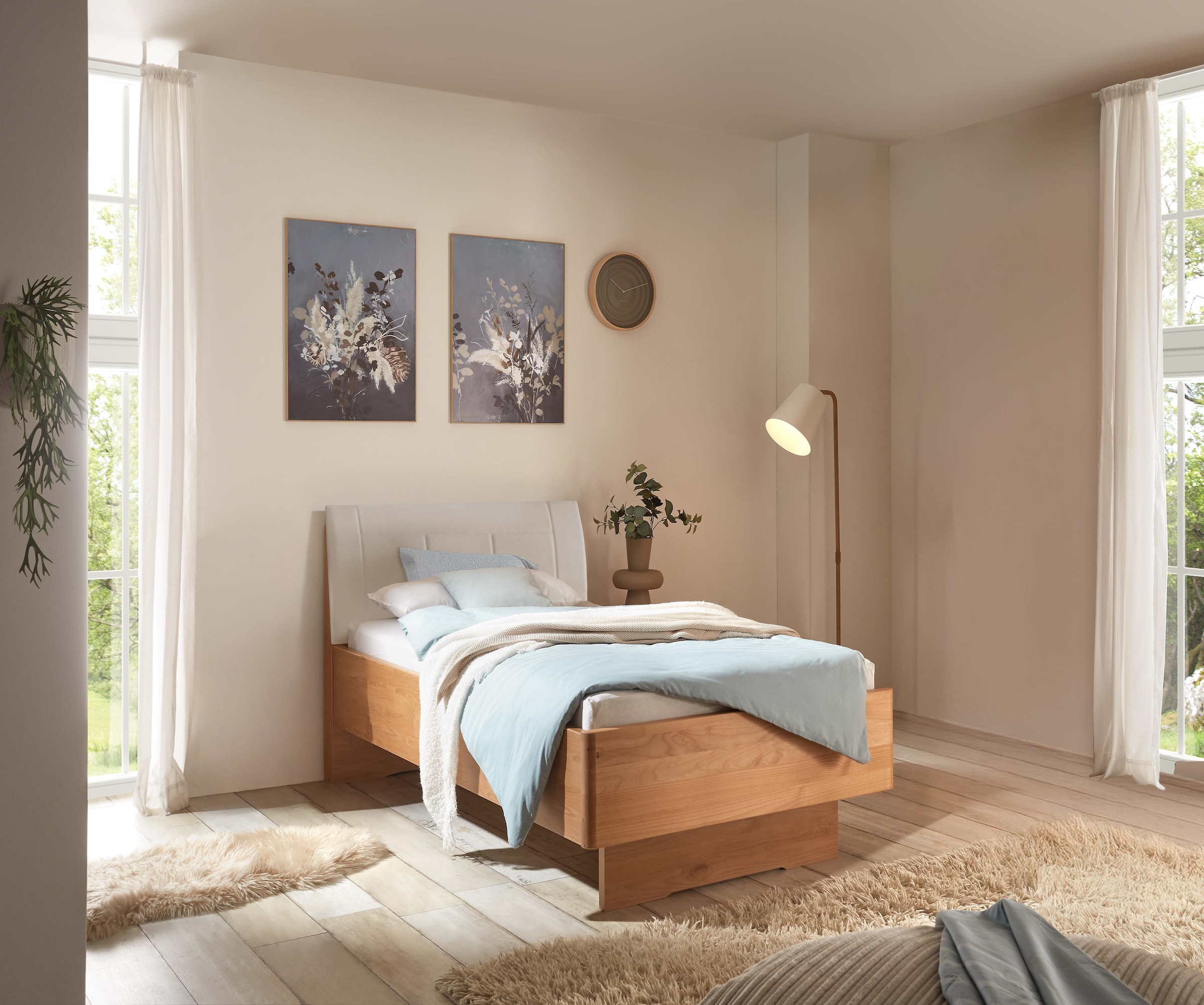 WIEMANN Holzbett »Cardiff, Bettgestell, Bettrahmen, teilmassiv, mit Polsterkopfteil« Belastbarkeit 110/220 Kg, 4-fache höhenverstellbar, MADE IN GERMANY,  Fussteil aus Massivholz, verschiedene Grössen