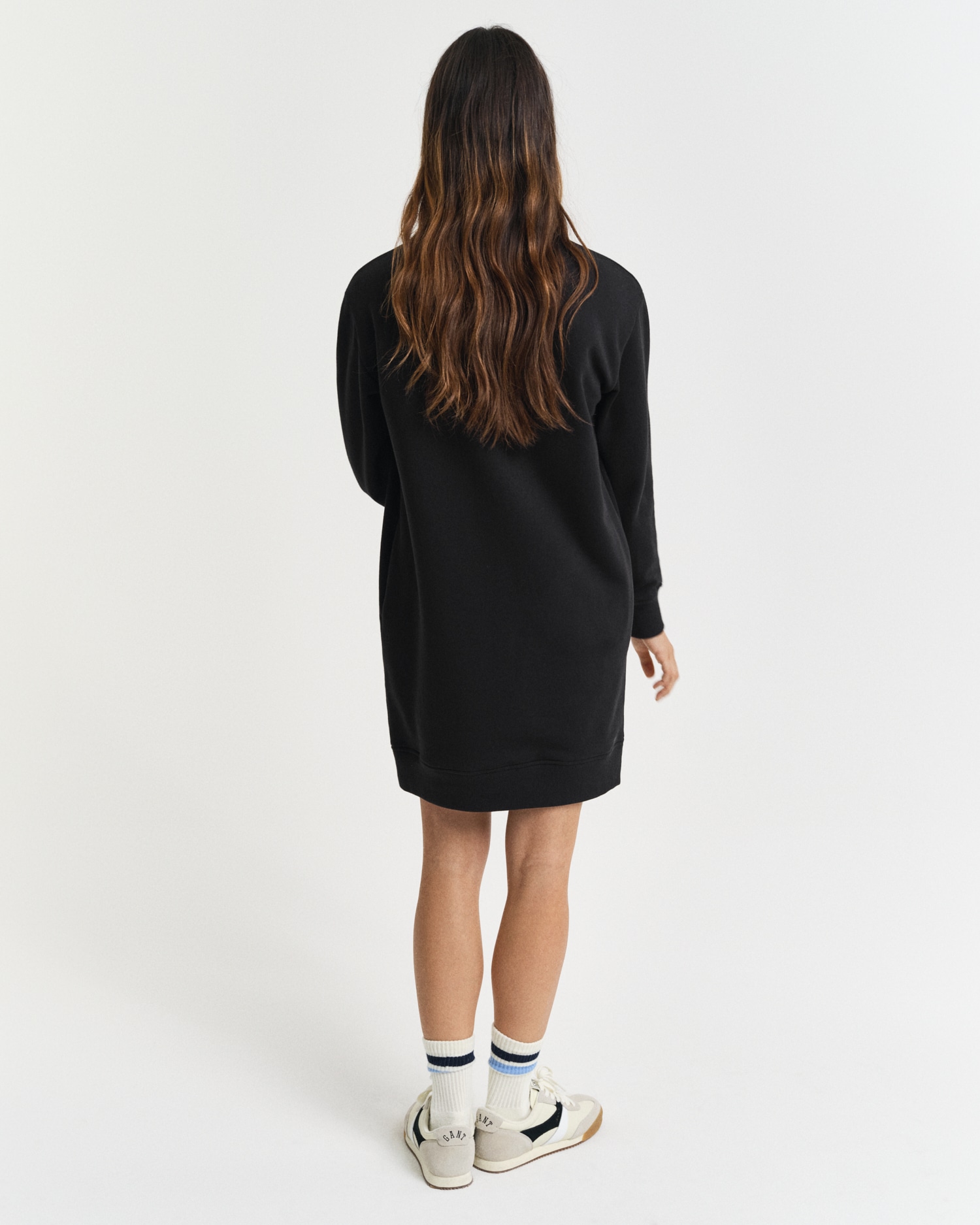 Gant Sweatkleid »SHIELD C-NECK SWEAT DRESS« Shield Sweatkleid mit Rundhalsausschnitt