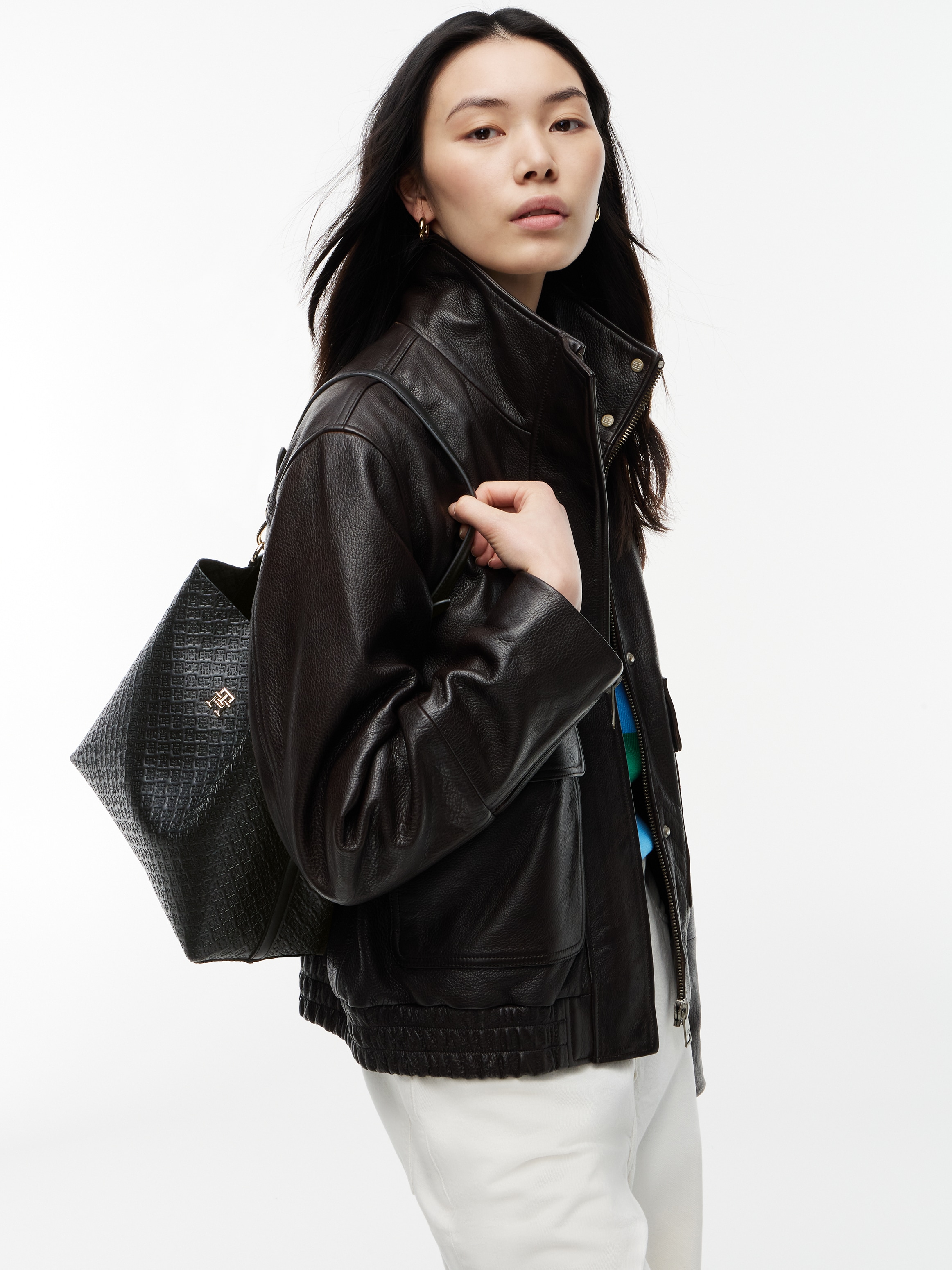 Tommy Hilfiger »TH ICON SHOULDER BAG MONO« Sac à main pour femmes, shopper avec élément orné TH doré